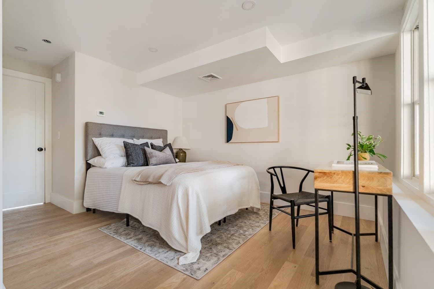 Condominium at 11 Lothrop St # 11, Boston MA 02135, photo 34 of 39