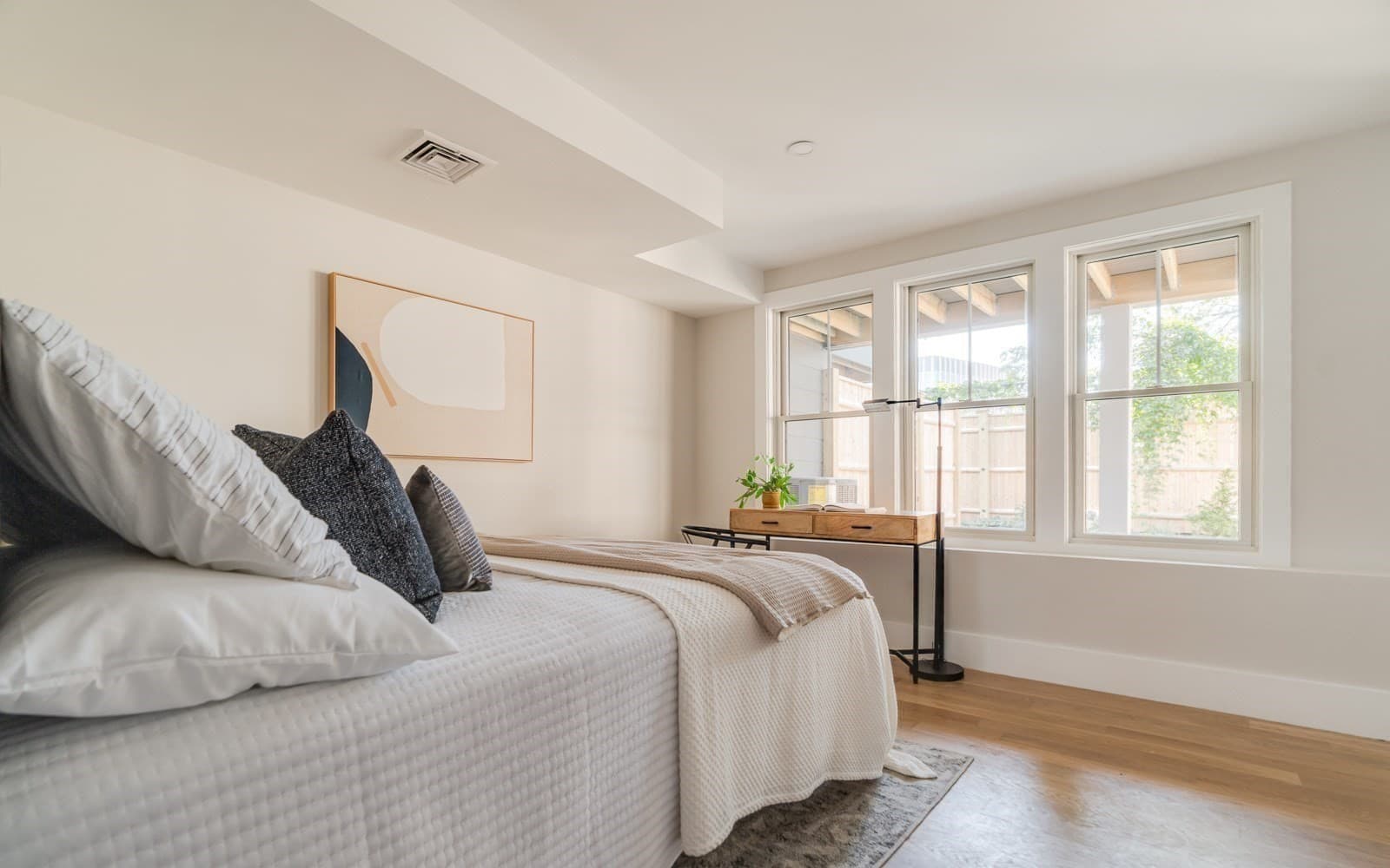 Condominium at 11 Lothrop St # 11, Boston MA 02135, photo 33 of 39