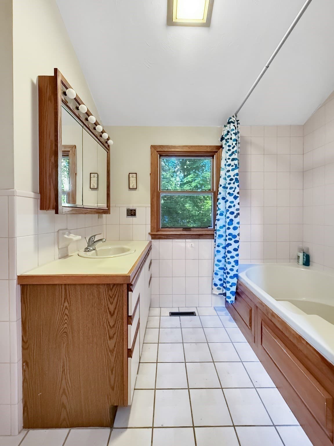 Single Family Residence at 16 Wheeler Rd, Westborough MA 01581, Westborough, photo 17 of 42