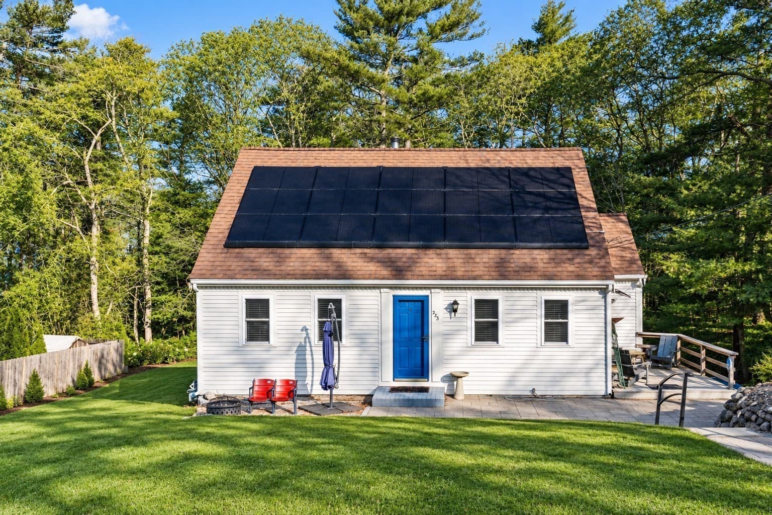 233 Pinecrest Beach Dr, Falmouth MA 02536