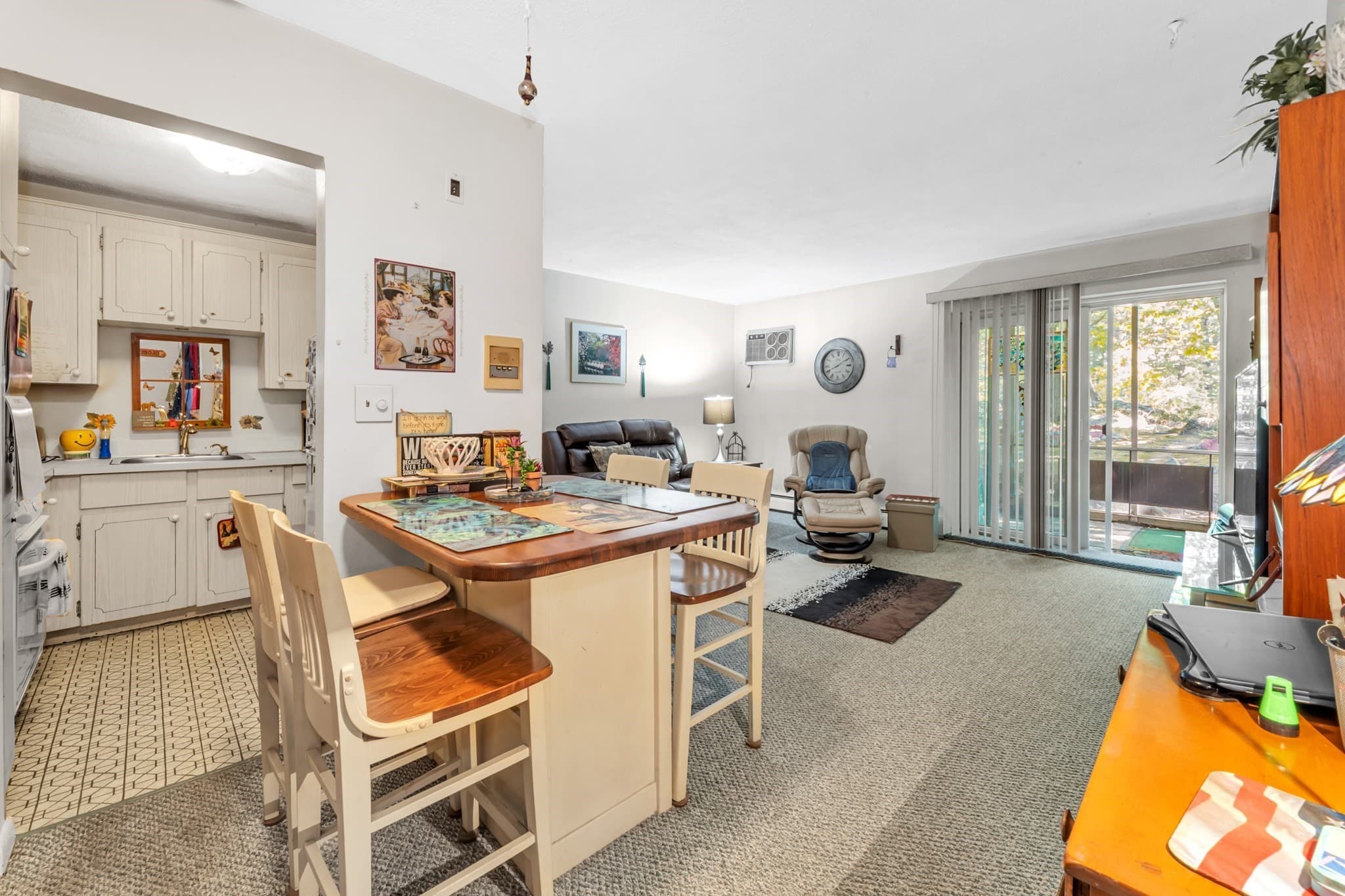 Condominium at 125 Grove St # 3, Boston MA 02132, Boston, photo 2 of 13