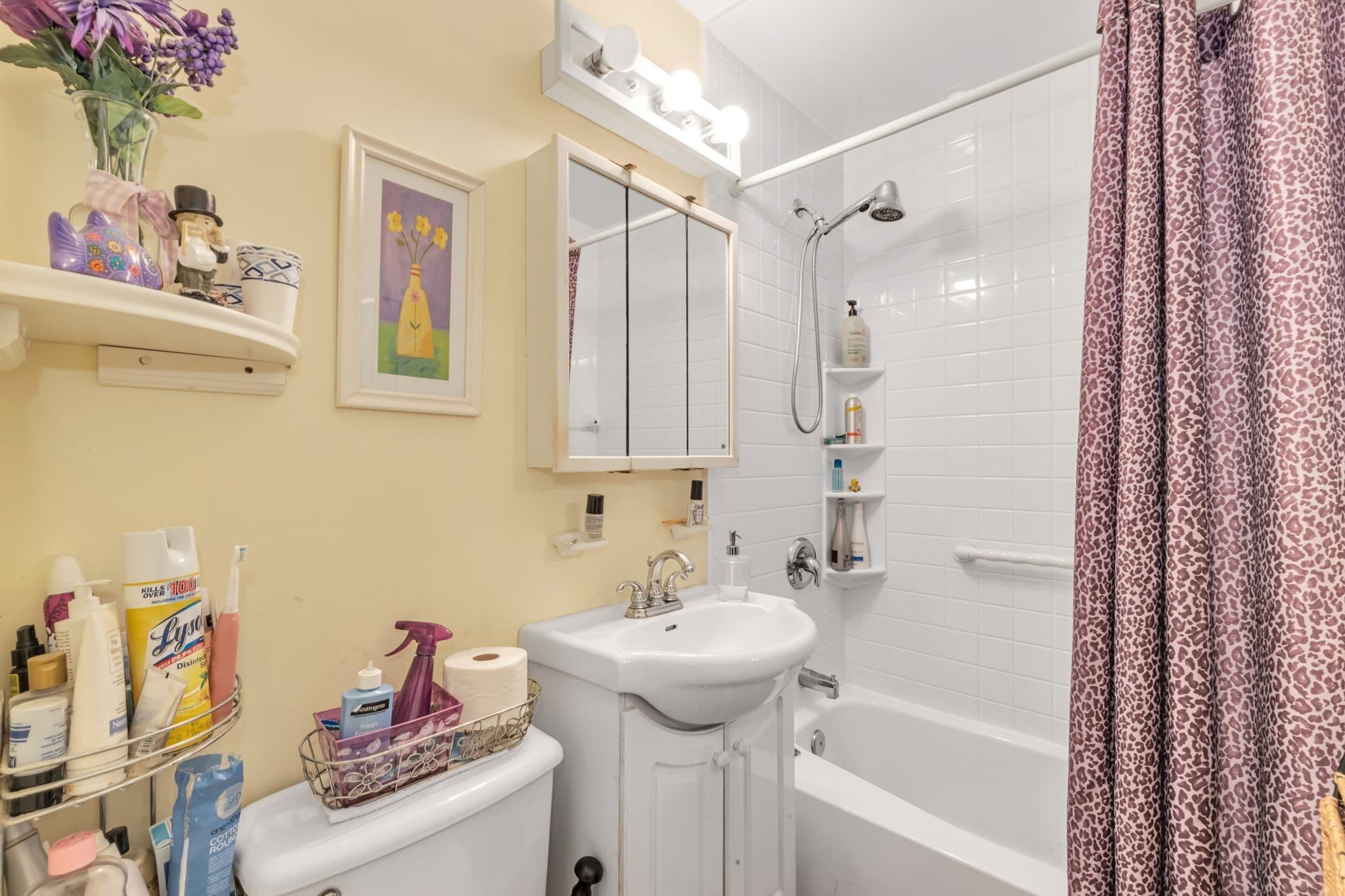 Condominium at 125 Grove St # 3, Boston MA 02132, Boston, photo 10 of 13