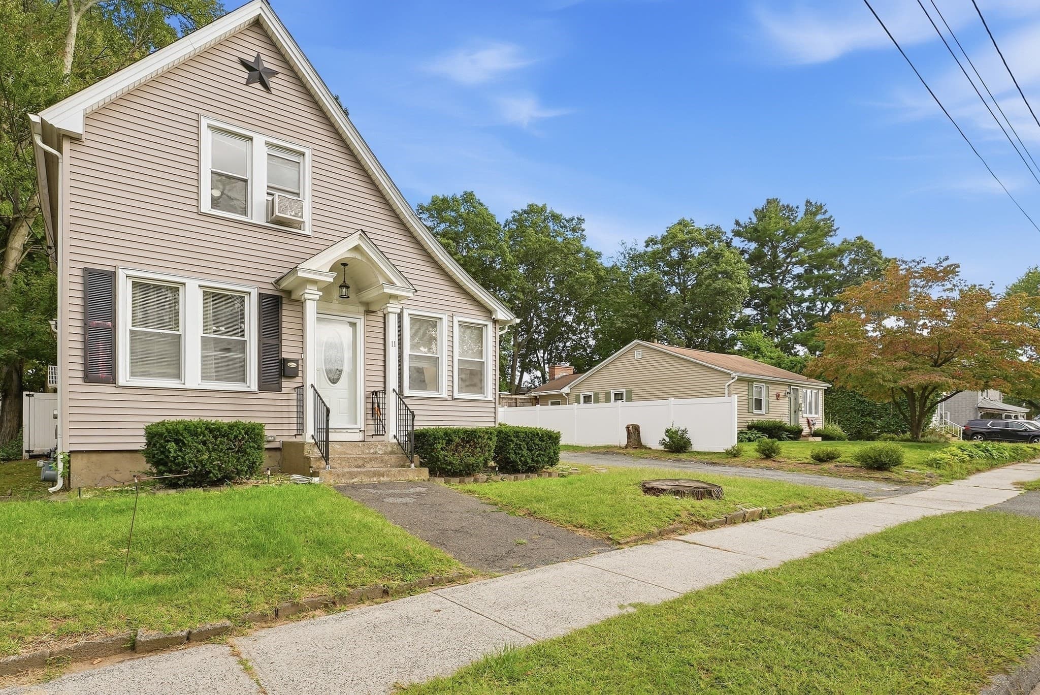 Single Family Residence at 11 Garrity St, Chicopee MA 01020, Chicopee, photo 2 of 34