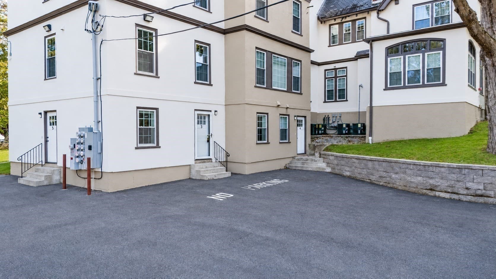 Condominium at 80 South St # 3, Fitchburg MA 01420, Fitchburg, photo 6 of 34