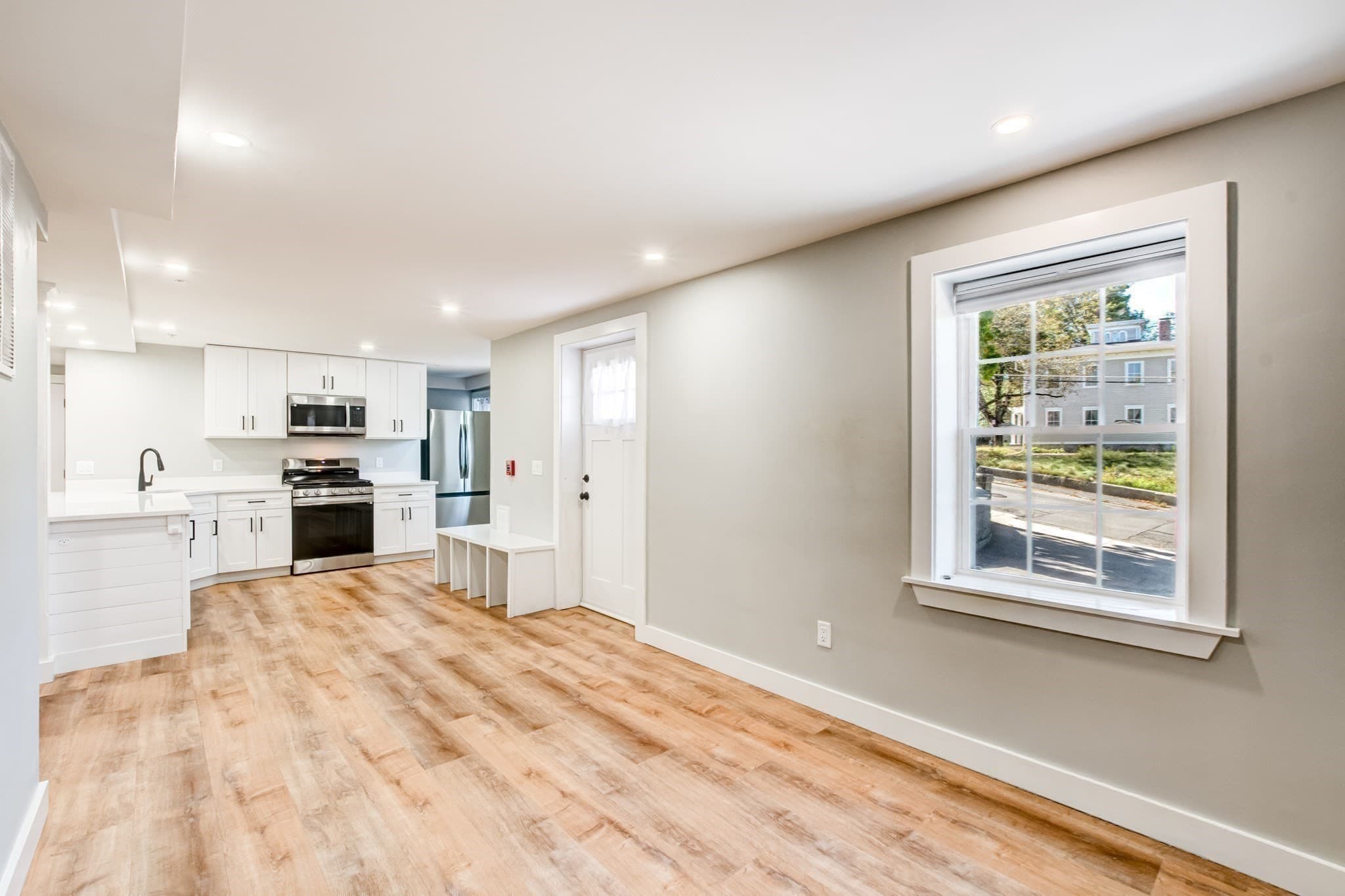 Condominium at 80 South St # 3, Fitchburg MA 01420, Fitchburg, photo 12 of 34