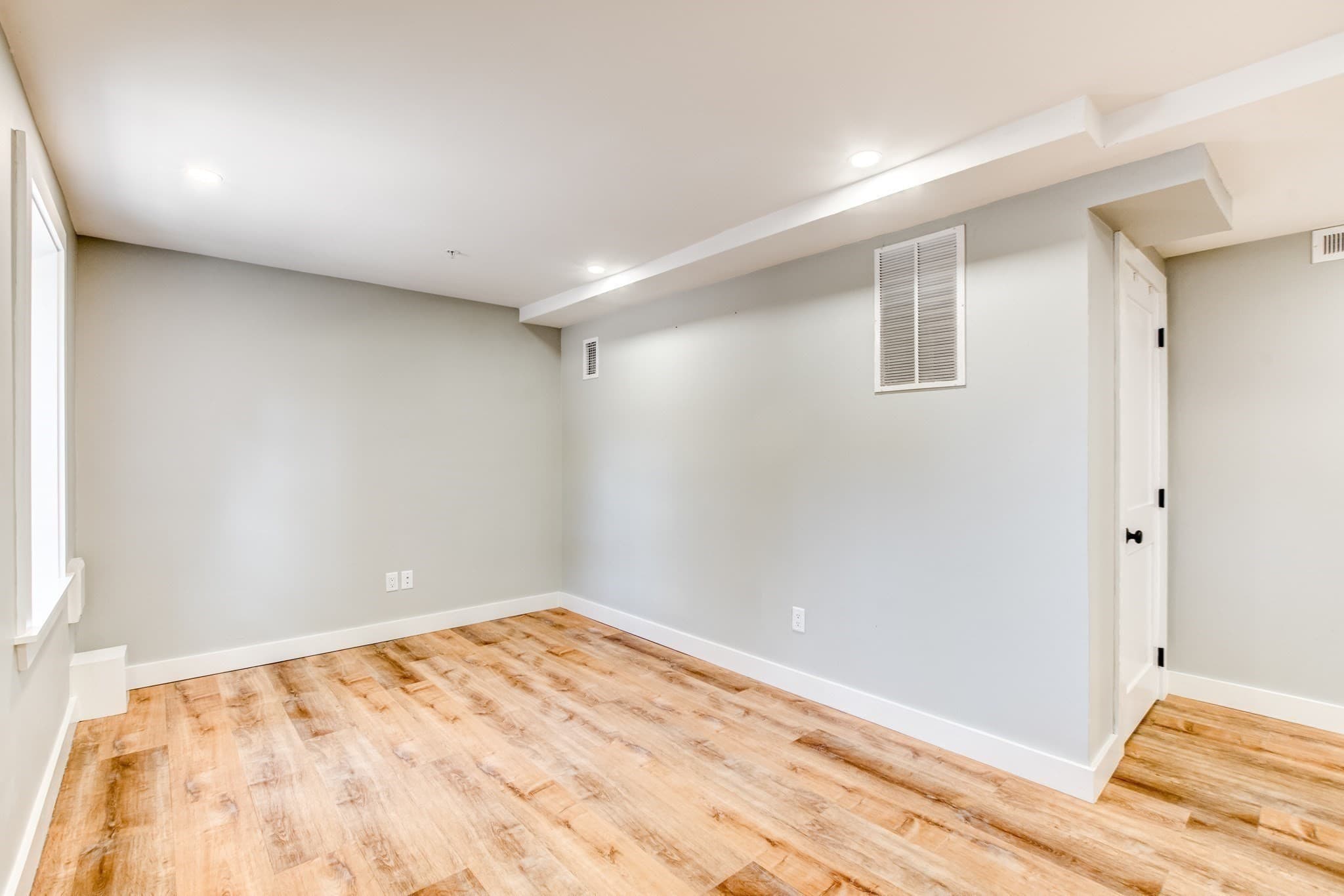 Condominium at 80 South St # 3, Fitchburg MA 01420, Fitchburg, photo 10 of 34