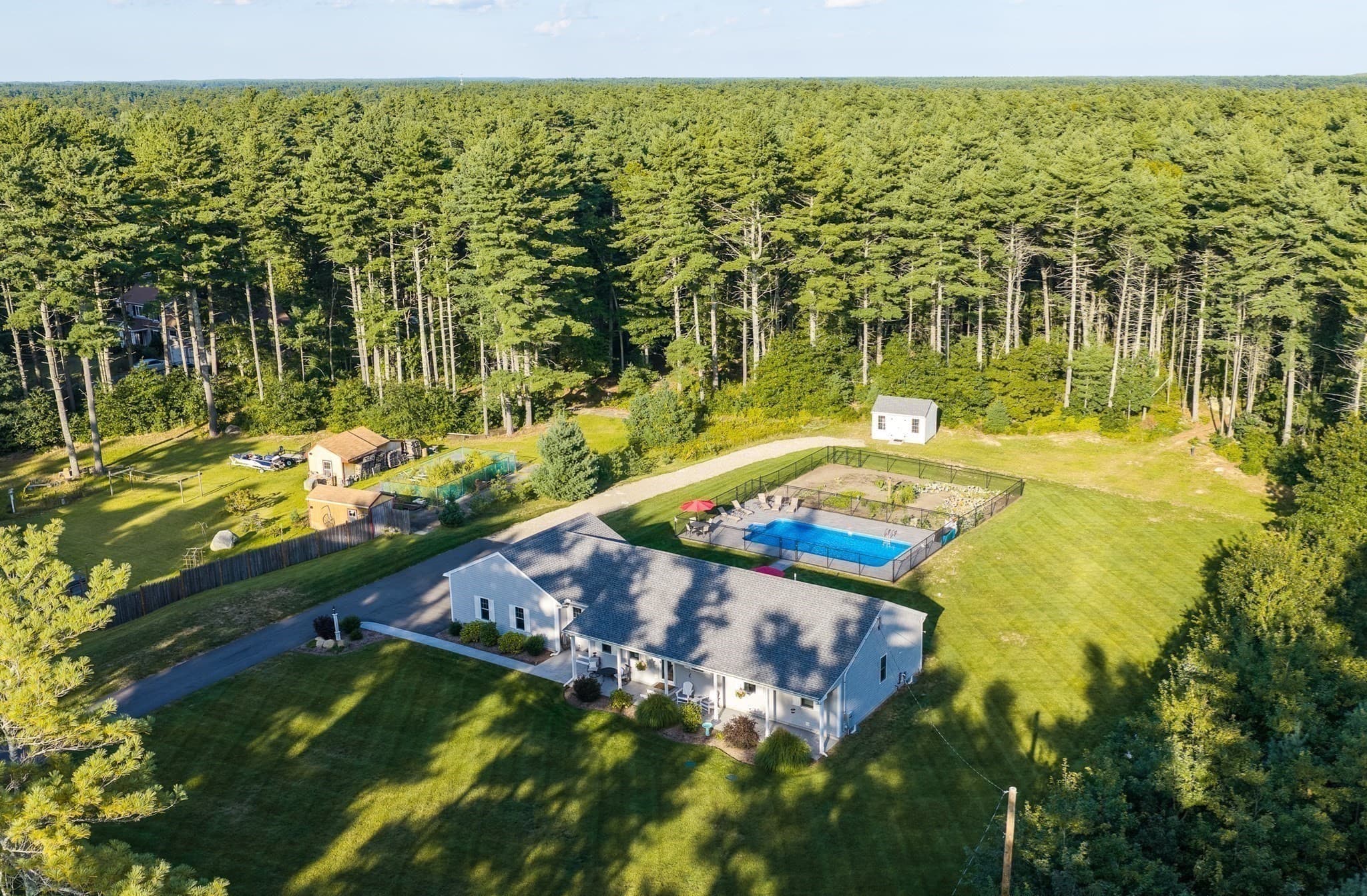 Single Family Residence at 88 Beach Street, Middleboro MA 02346, Middleboro, photo 4 of 24