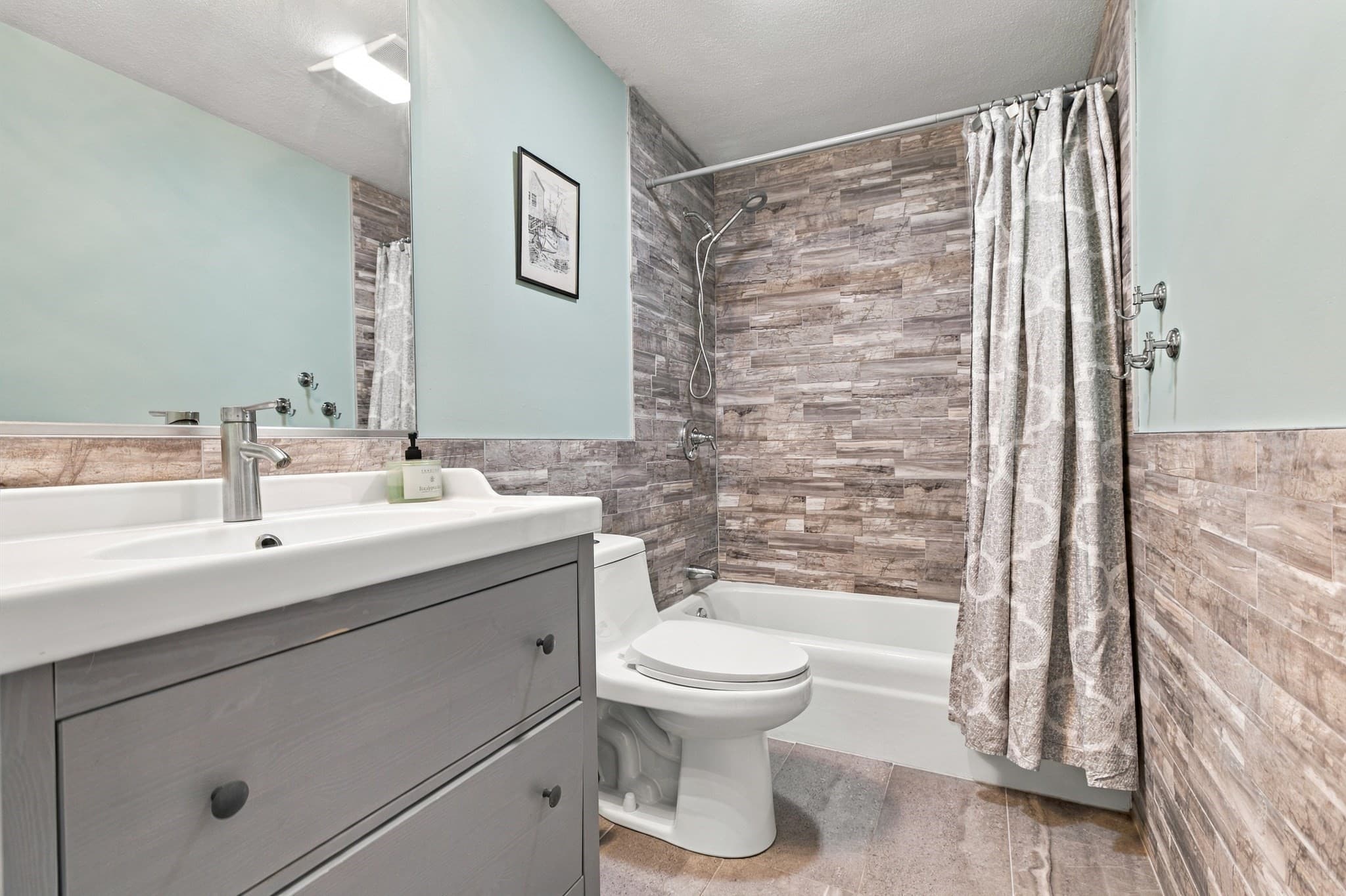 Condominium at 55 Greentree Lane # 49, Weymouth MA 02190, Weymouth, photo 12 of 26