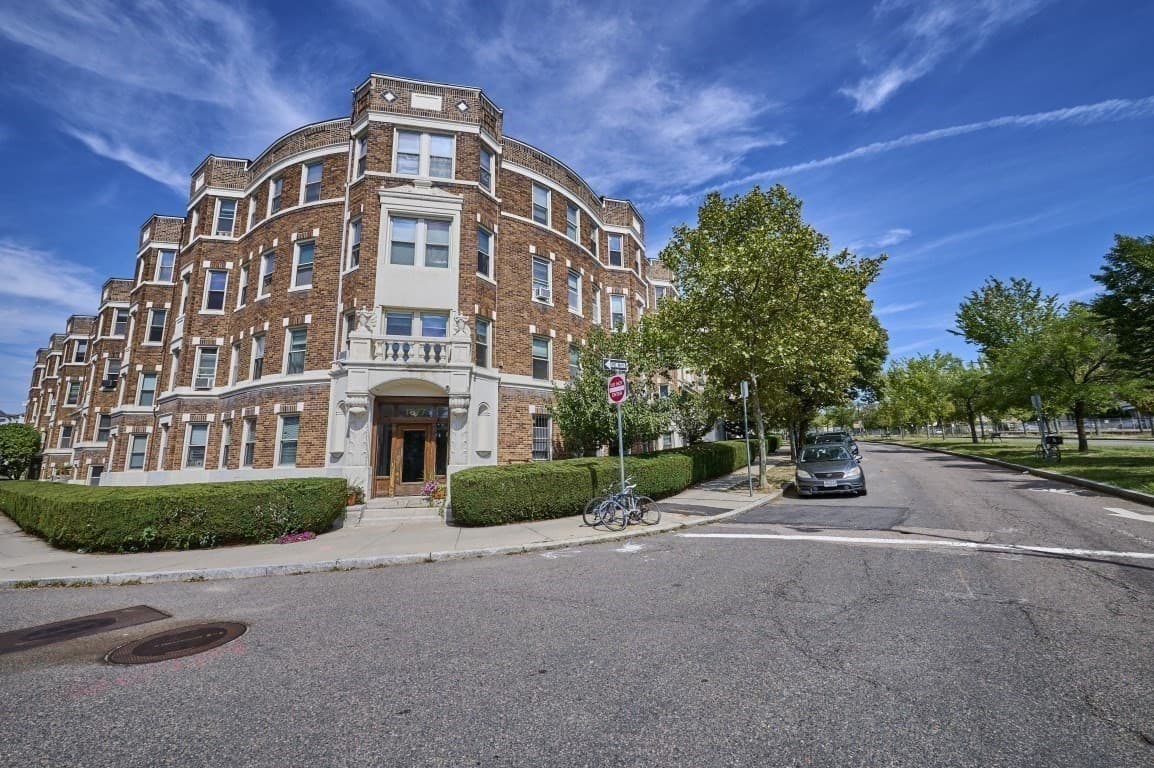 Condominium at 1677 Commonwealth Ave # 12, Boston MA 02135, Boston, photo 15 of 16