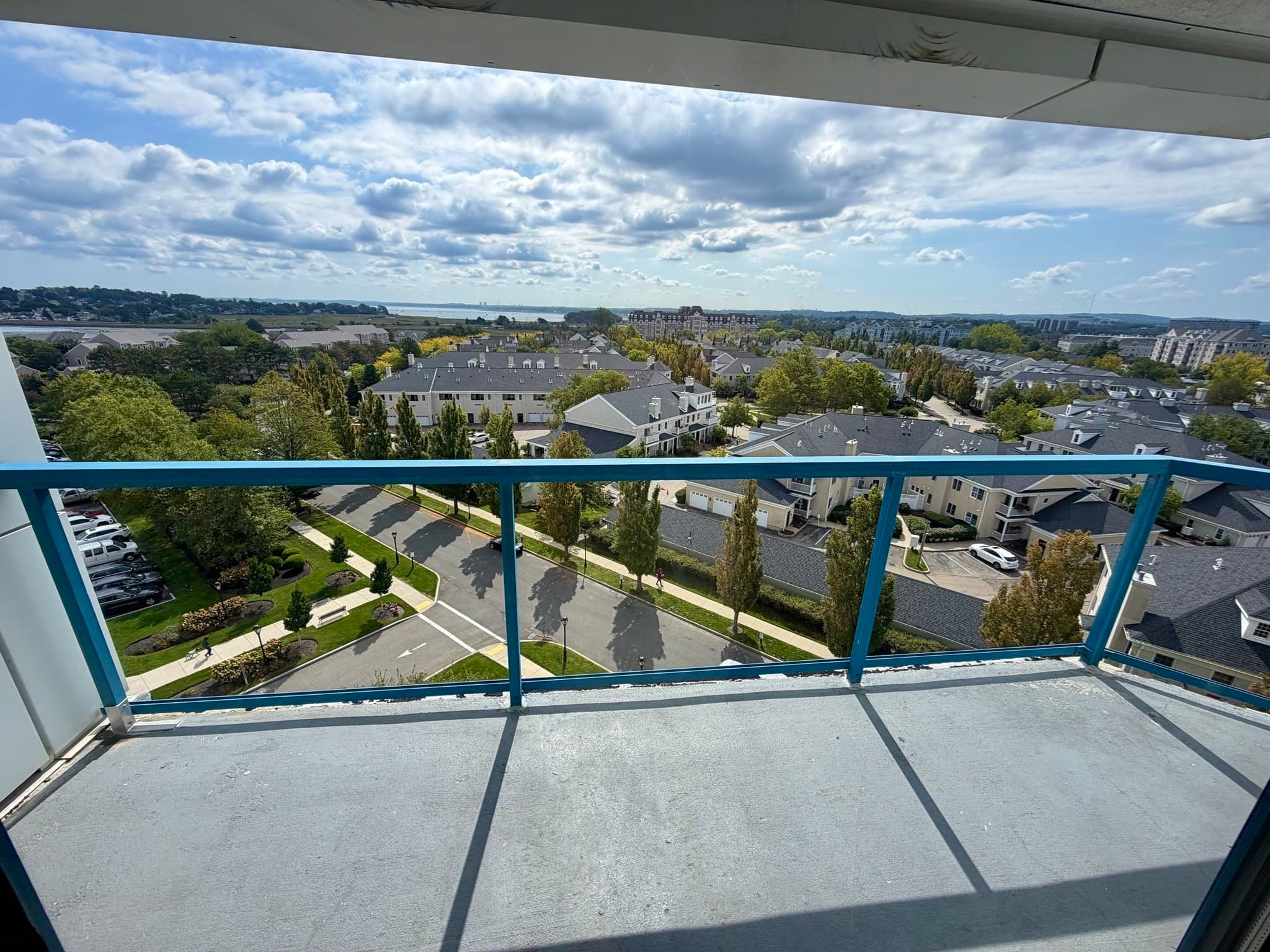 Condominium at 2001 Marina Dr # 712, Quincy MA 02171, Quincy, photo 2 of 33