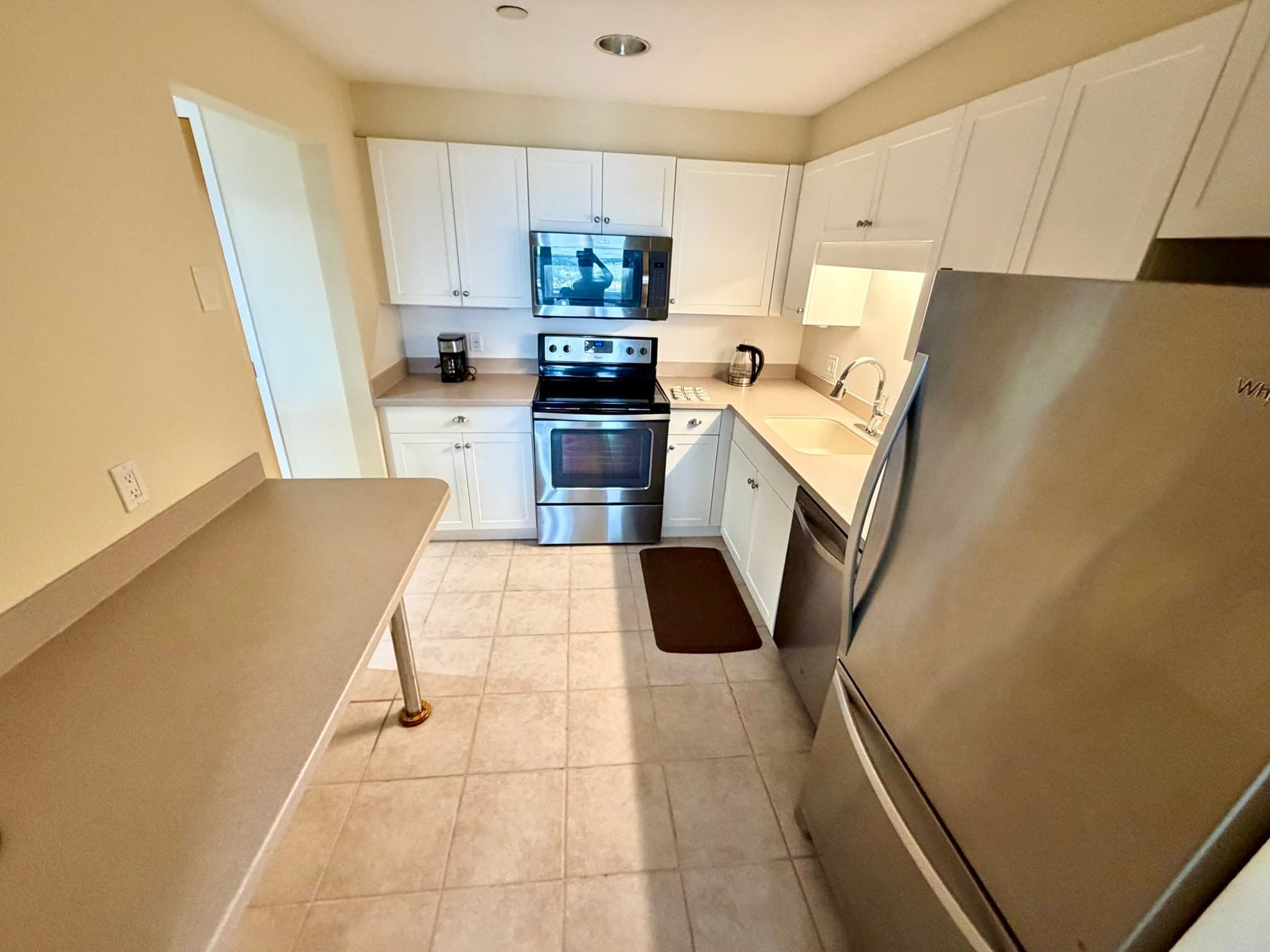 Condominium at 2001 Marina Dr # 712, Quincy MA 02171, Quincy, photo 11 of 33