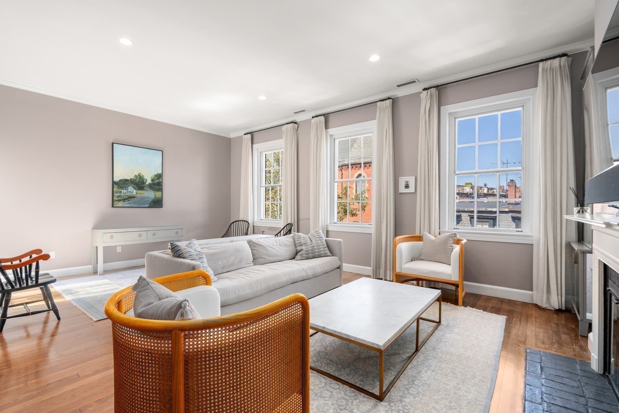 140 Mount Vernon PH, Boston MA 02108