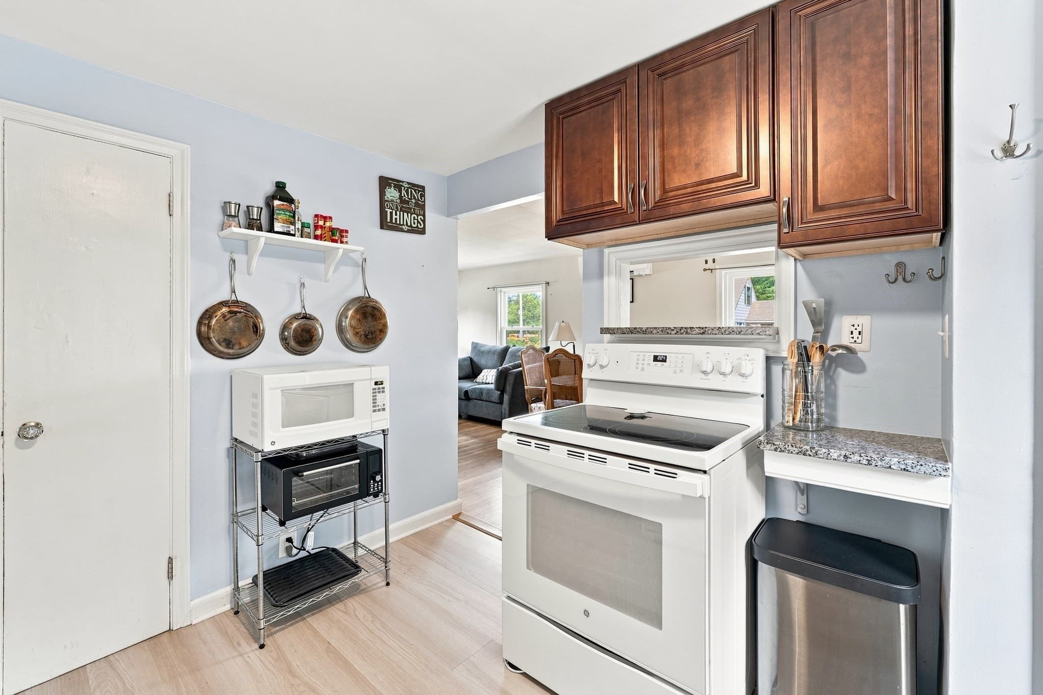 Single Family Residence at 162 Clark St, Worcester MA 01606, Worcester, photo 2 of 32