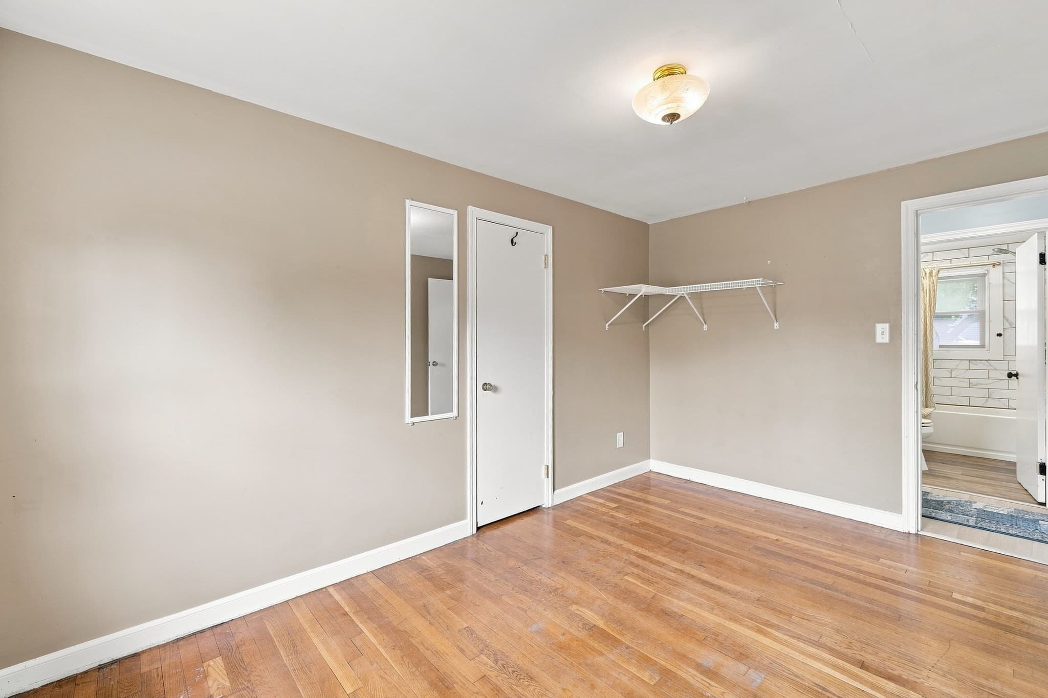 Single Family Residence at 162 Clark St, Worcester MA 01606, Worcester, photo 15 of 32
