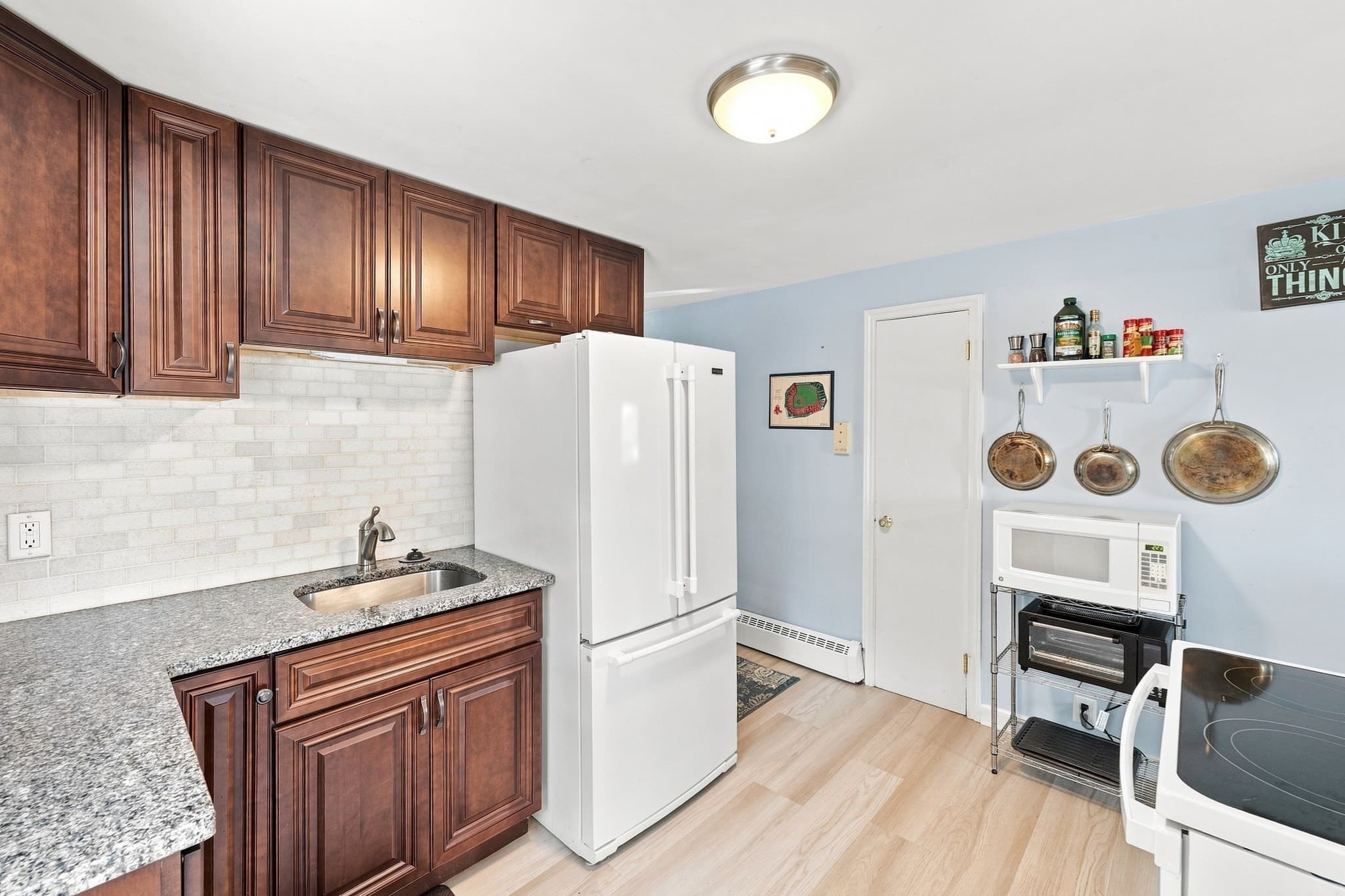 Single Family Residence at 162 Clark St, Worcester MA 01606, Worcester, photo 4 of 32