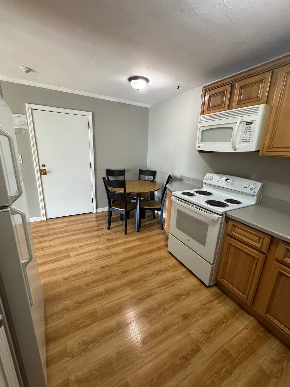 Condominium at 9 Chapel Hill Dr. # 6, Plymouth MA 02360, Plymouth, photo 3 of 18