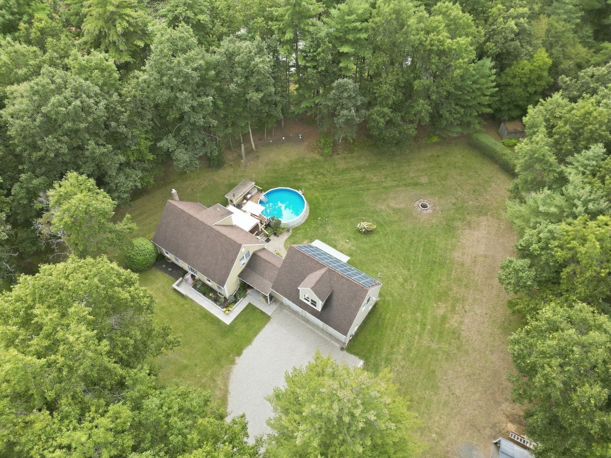 Single Family Residence at 6 Brittany Dr, Palmer MA 01069, Palmer, photo 3 of 41