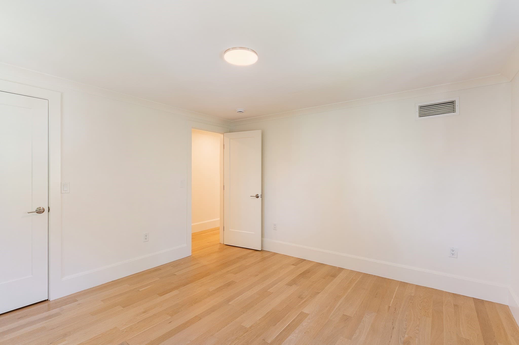 Single Family Residence at 27 Walden St # 2, Cambridge MA 02140, Cambridge, photo 27 of 42
