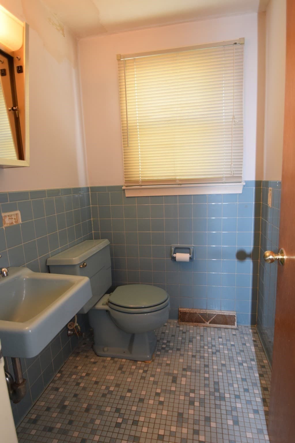 Condex at 66 Mark Terrace # 66, Randolph MA 02368, Randolph, photo 19 of 33