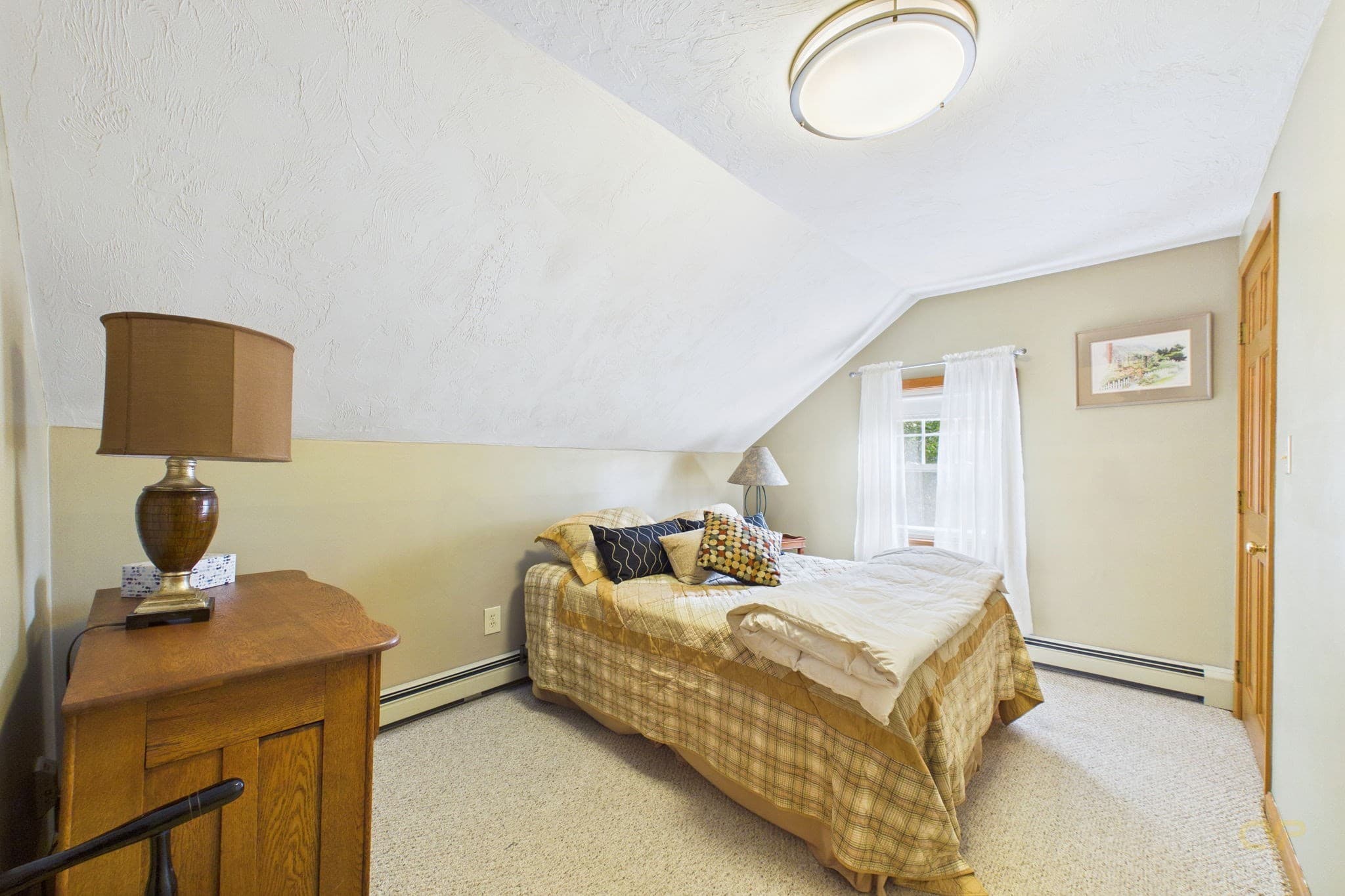 Single Family Residence at 555 Sharps Lot Rd, Swansea MA 02777, Swansea, photo 27 of 42