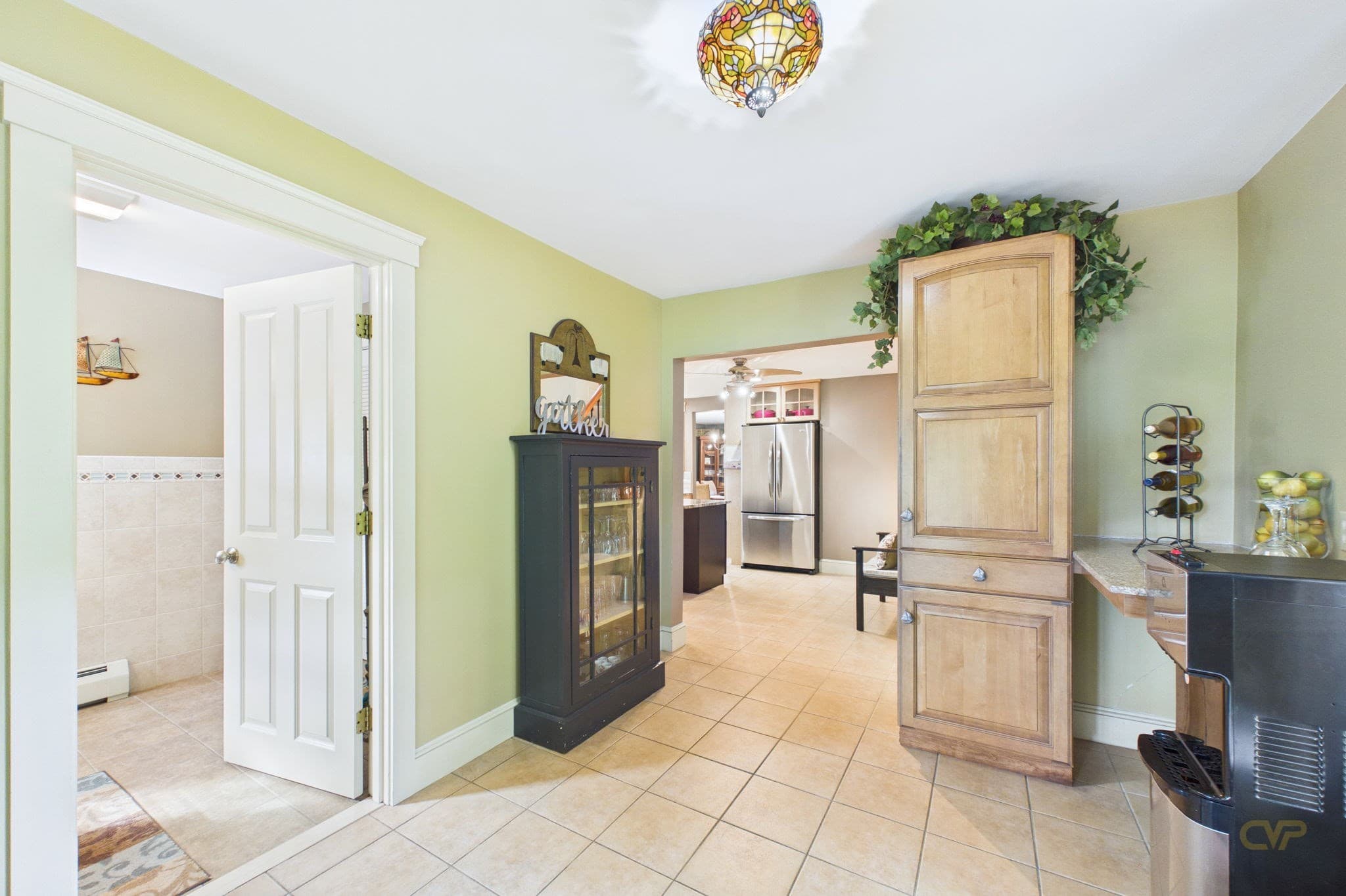 Single Family Residence at 555 Sharps Lot Rd, Swansea MA 02777, Swansea, photo 20 of 42