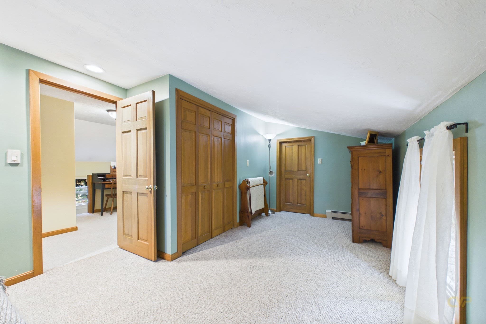 Single Family Residence at 555 Sharps Lot Rd, Swansea MA 02777, Swansea, photo 30 of 42