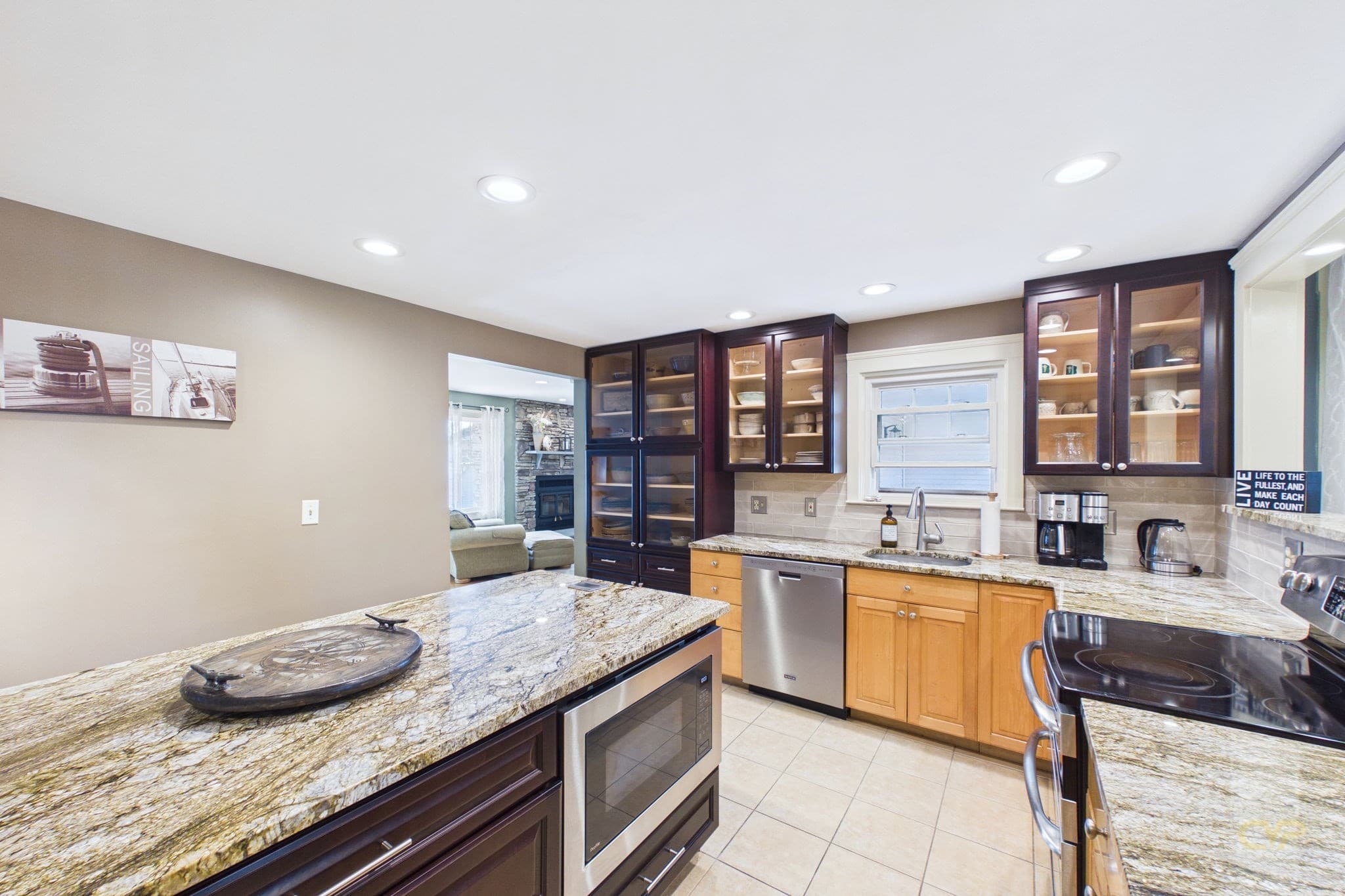 Single Family Residence at 555 Sharps Lot Rd, Swansea MA 02777, Swansea, photo 11 of 42