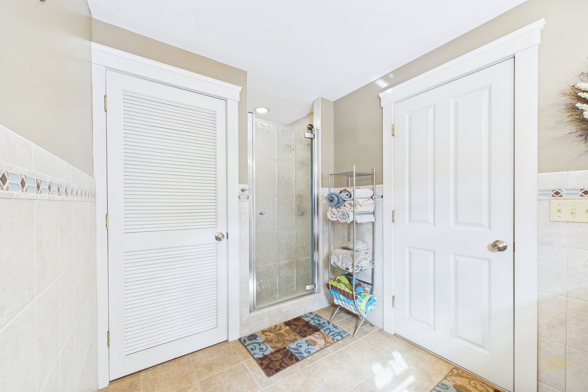 Single Family Residence at 555 Sharps Lot Rd, Swansea MA 02777, Swansea, photo 19 of 42