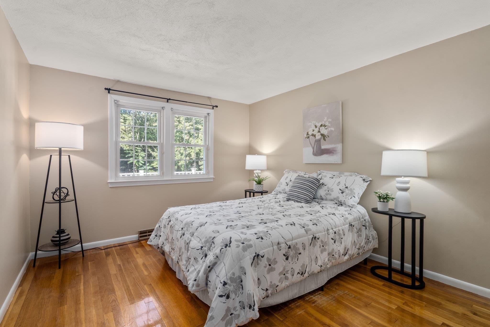 Single Family Residence at 16 Bacon Rd, Framingham MA 01701, Framingham, photo 19 of 35