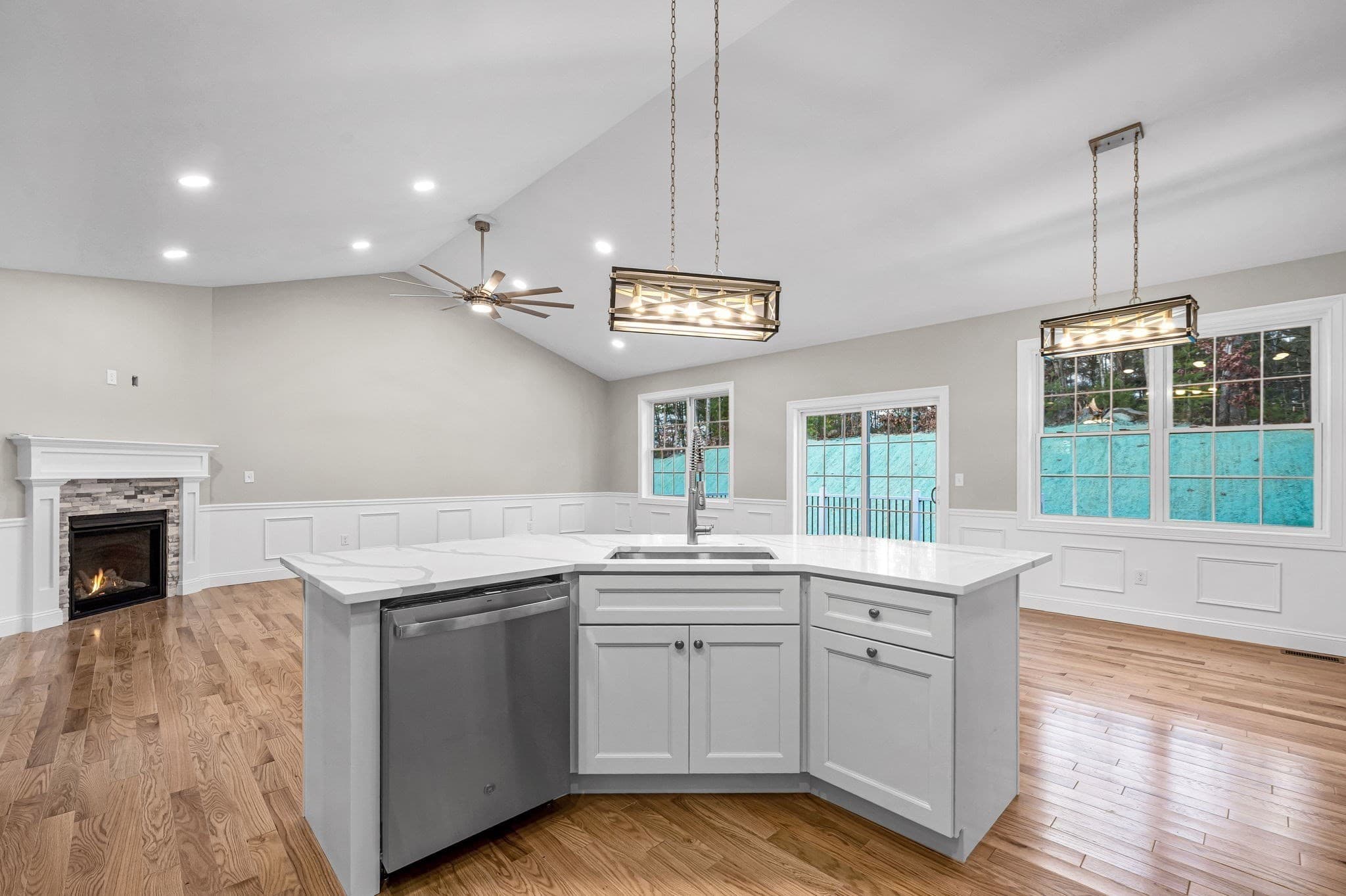 Single Family Residence at 15 High Bluff, Belchertown MA 01007, Belchertown, photo 17 of 41