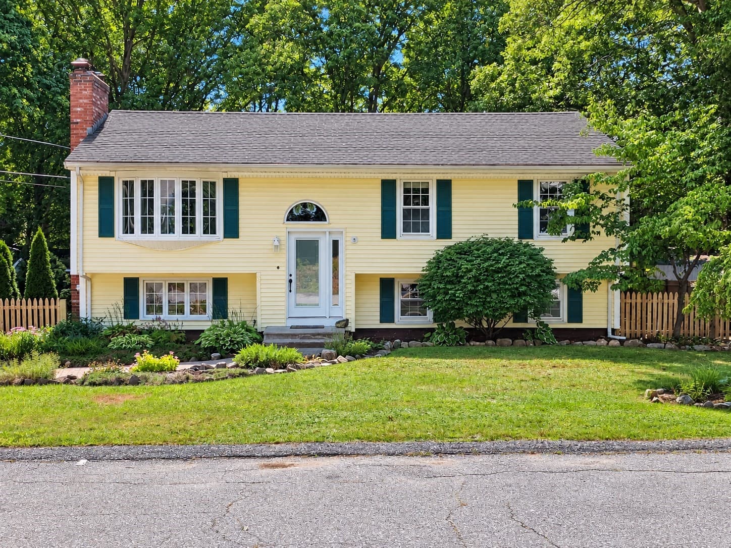 Single Family Residence at 5 Glenwood Cir, Attleboro MA 02703, Attleboro, photo 32 of 36