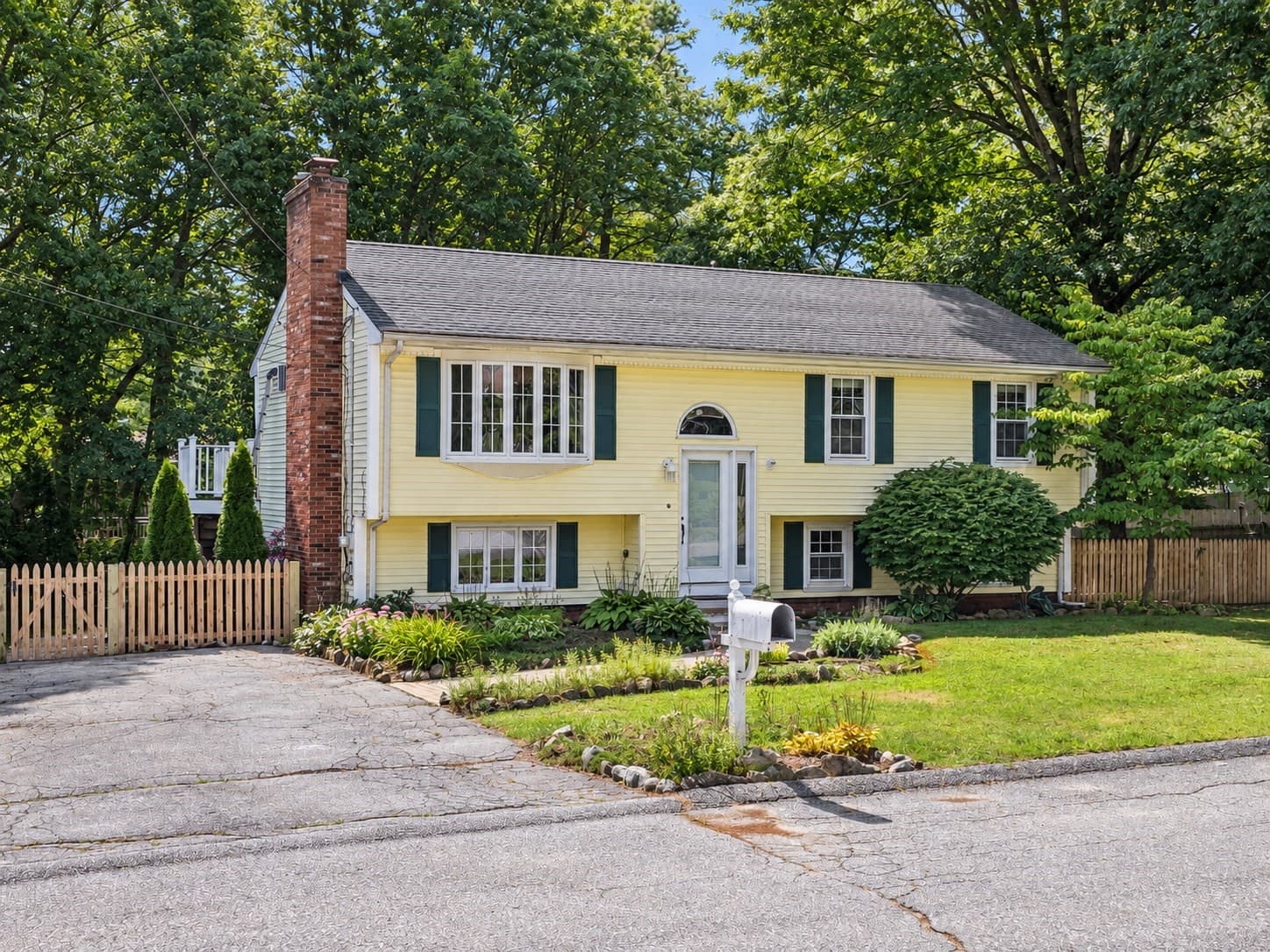 Single Family Residence at 5 Glenwood Cir, Attleboro MA 02703, Attleboro, photo 34 of 36