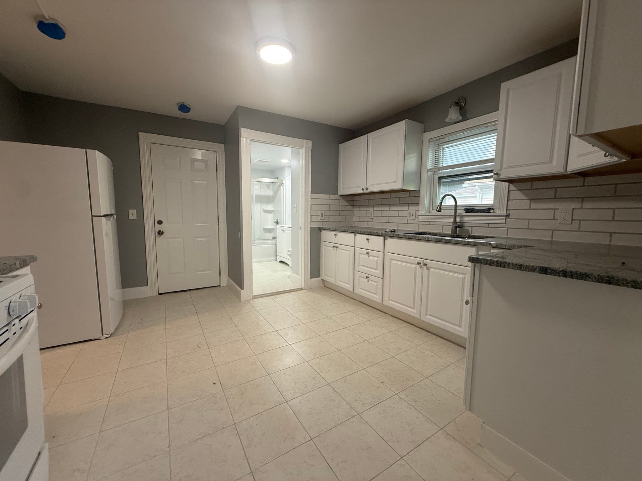 3 Family at 723 Main, Warren MA 01083, Warren, photo 3 of 24