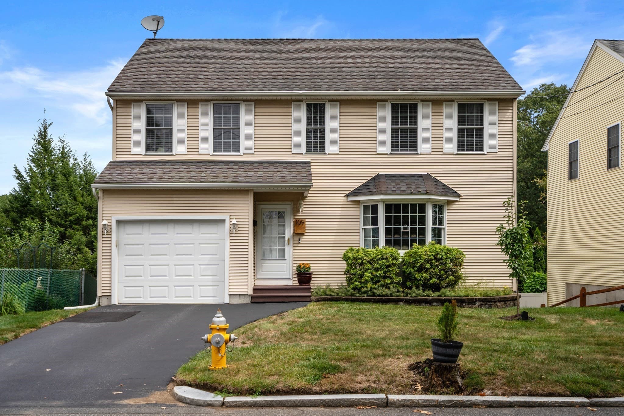 109 Appleton St, Springfield MA 01108