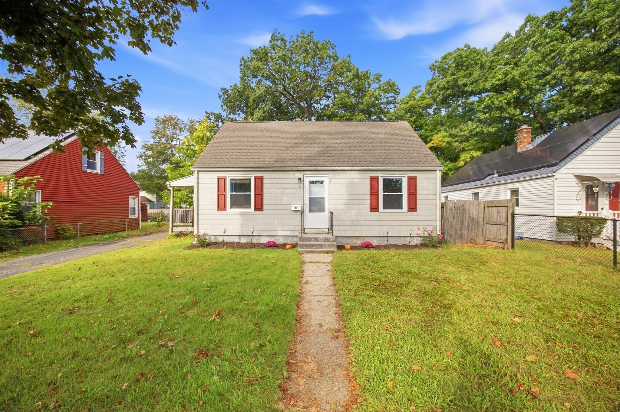 62 Haumont Ter, Springfield MA 01104