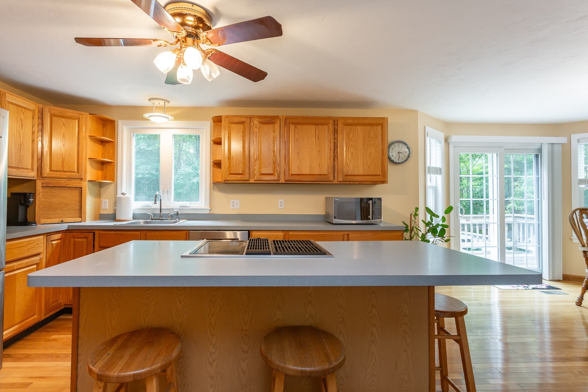 Single Family Residence at 27 Gretchen Way, Raynham MA 02767, Raynham, photo 6 of 40