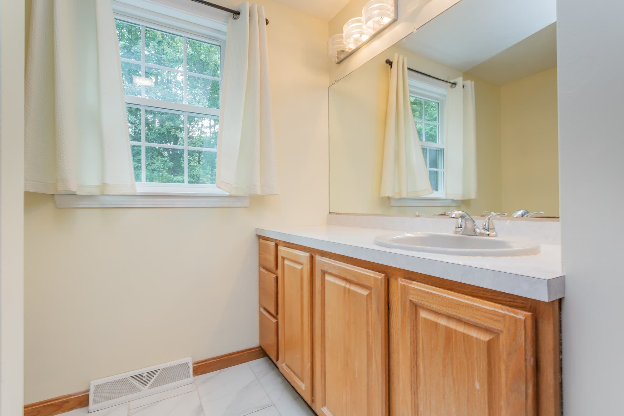 Single Family Residence at 27 Gretchen Way, Raynham MA 02767, Raynham, photo 28 of 40