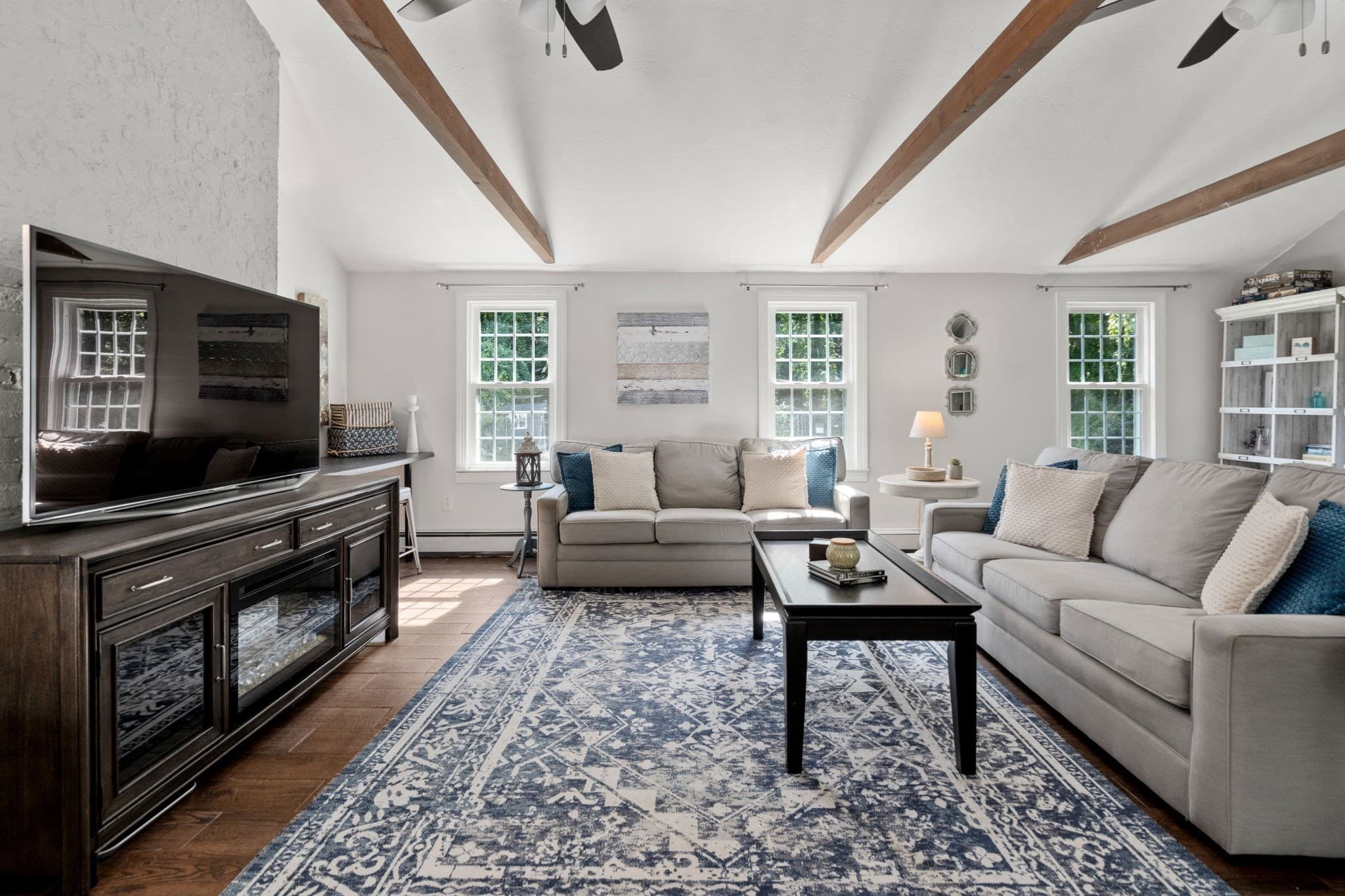 Single Family Residence at 543 Central Street, Holliston MA 01746, Holliston, photo 10 of 34