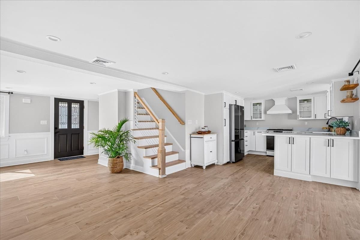 Single Family Residence at 25 Fairmount St, New Bedford MA 02740, New Bedford, photo 16 of 40