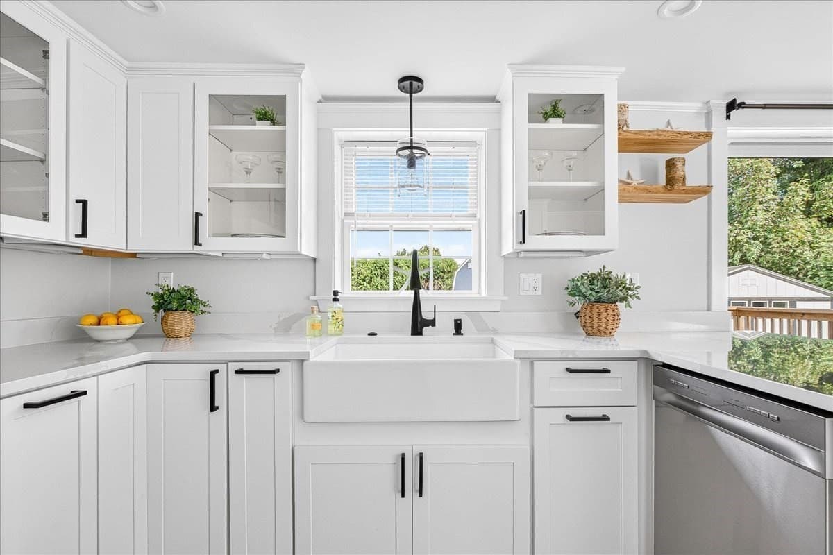 Single Family Residence at 25 Fairmount St, New Bedford MA 02740, New Bedford, photo 11 of 40
