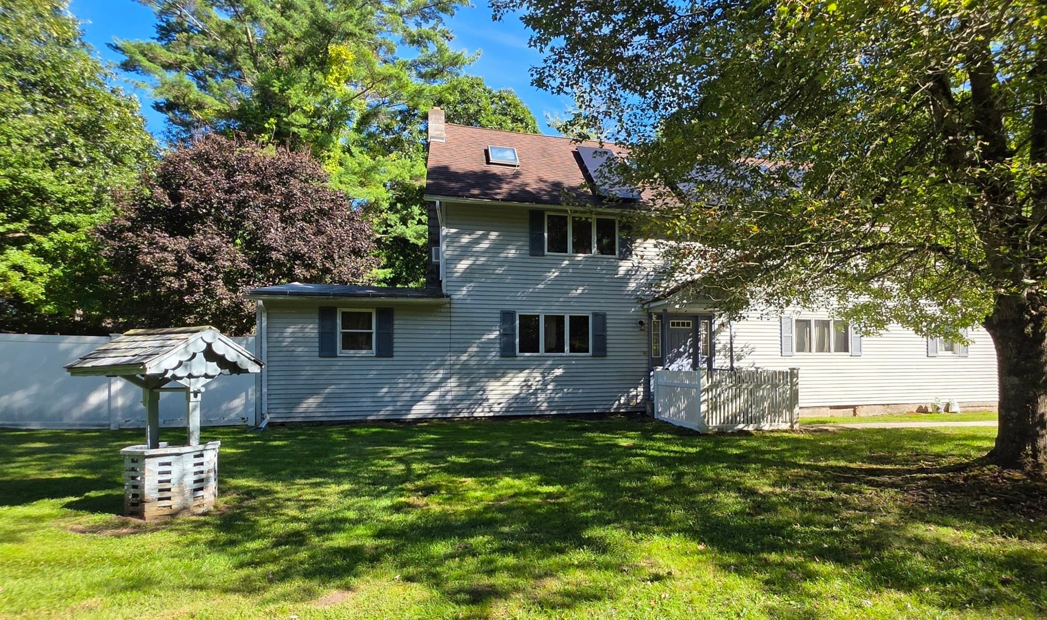 704 Belchertown Rd, Ware MA 01082