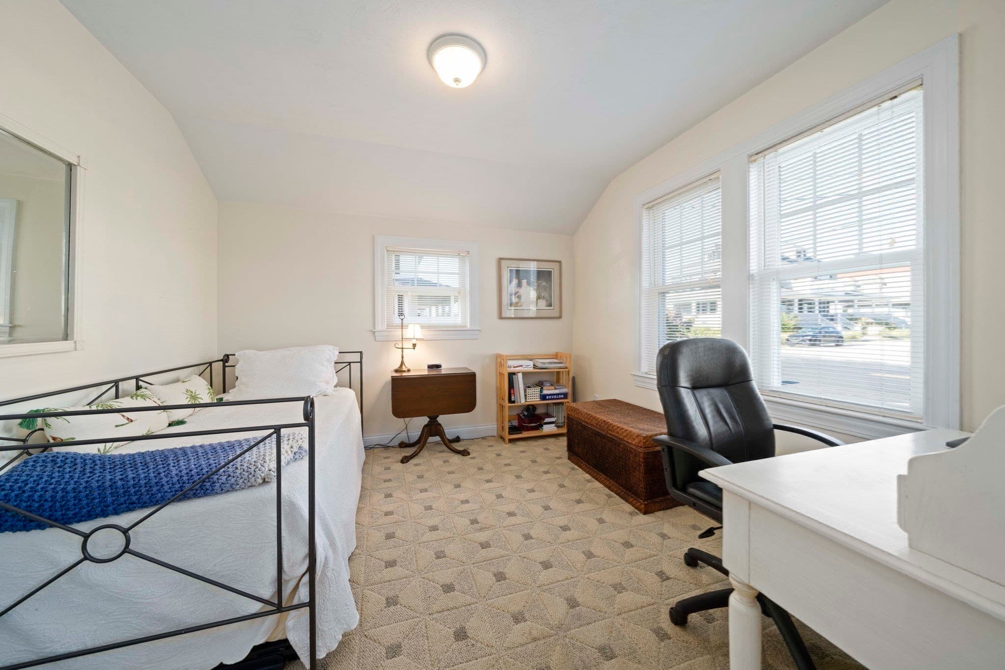 Single Family Residence at 117 Manomet Ave., Hull MA 02045, photo 20 of 42