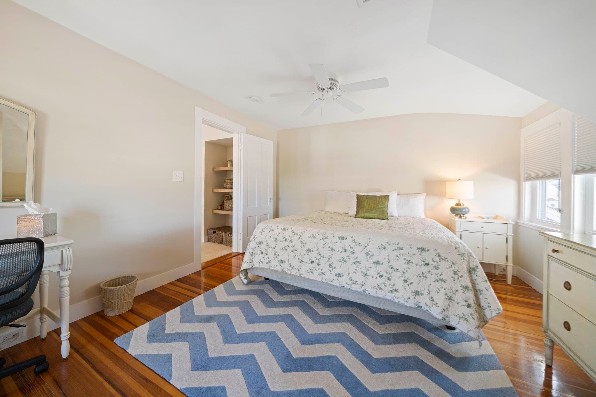 Single Family Residence at 117 Manomet Ave., Hull MA 02045, photo 24 of 42