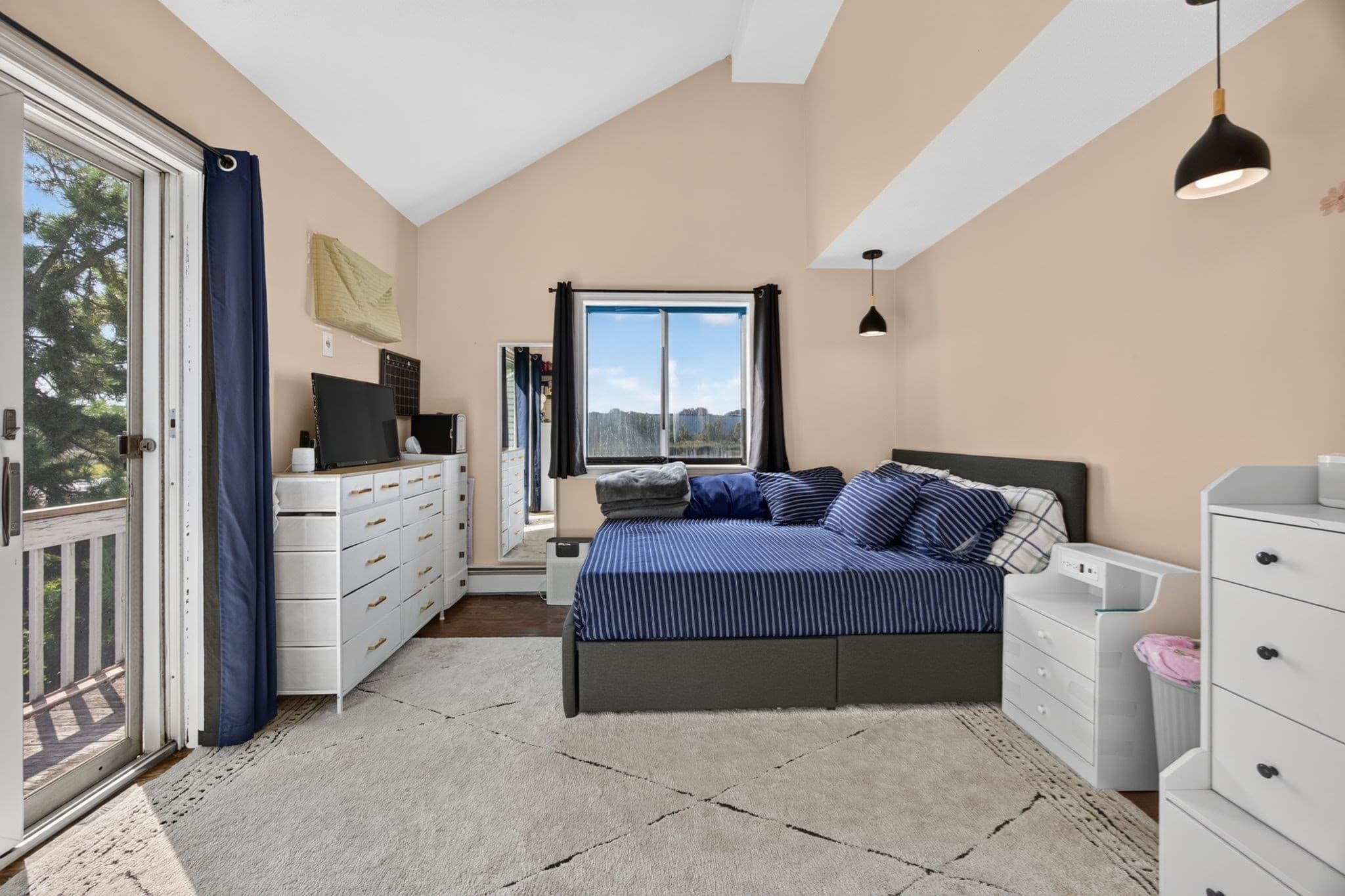 Condominium at 116 Waite St # 4, Revere MA 02151, Revere, photo 19 of 26