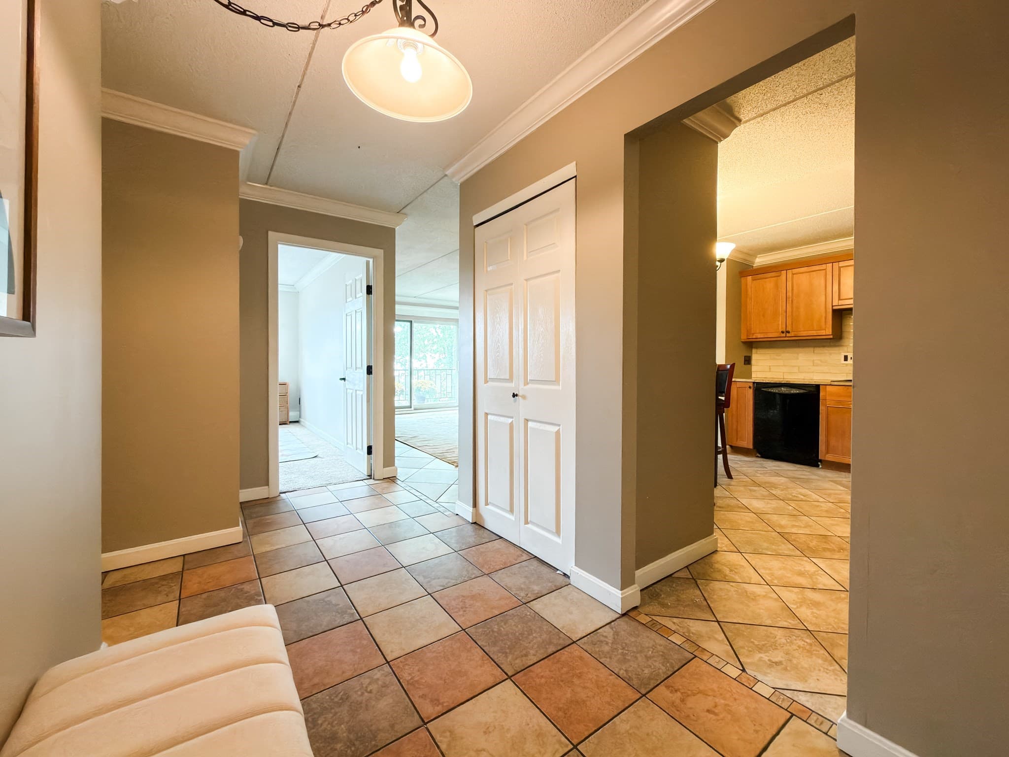 Condominium at 80 N Warren St # 37, Woburn MA 01801, Woburn, photo 3 of 13