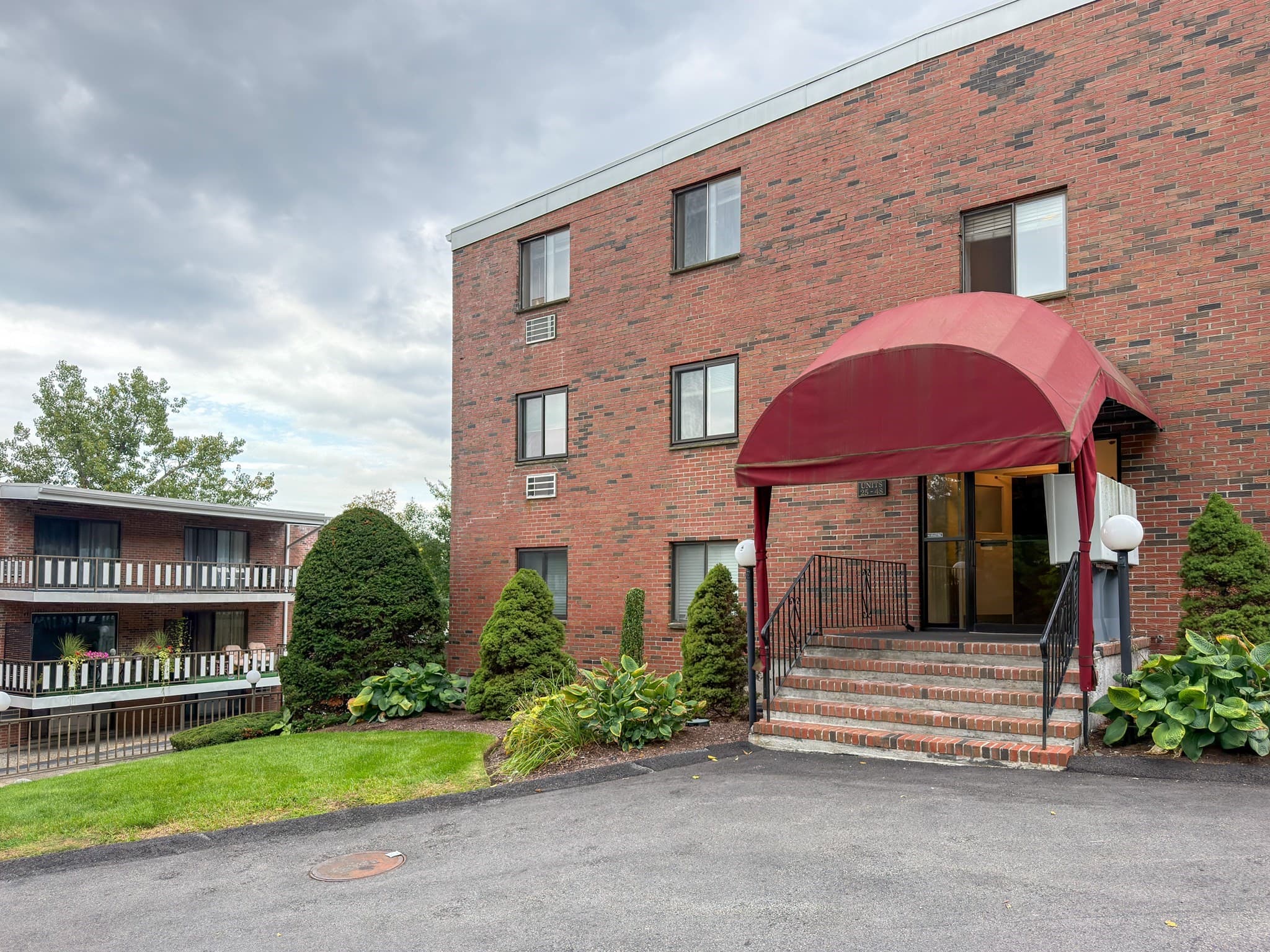 80 N Warren St # 37, Woburn MA 01801