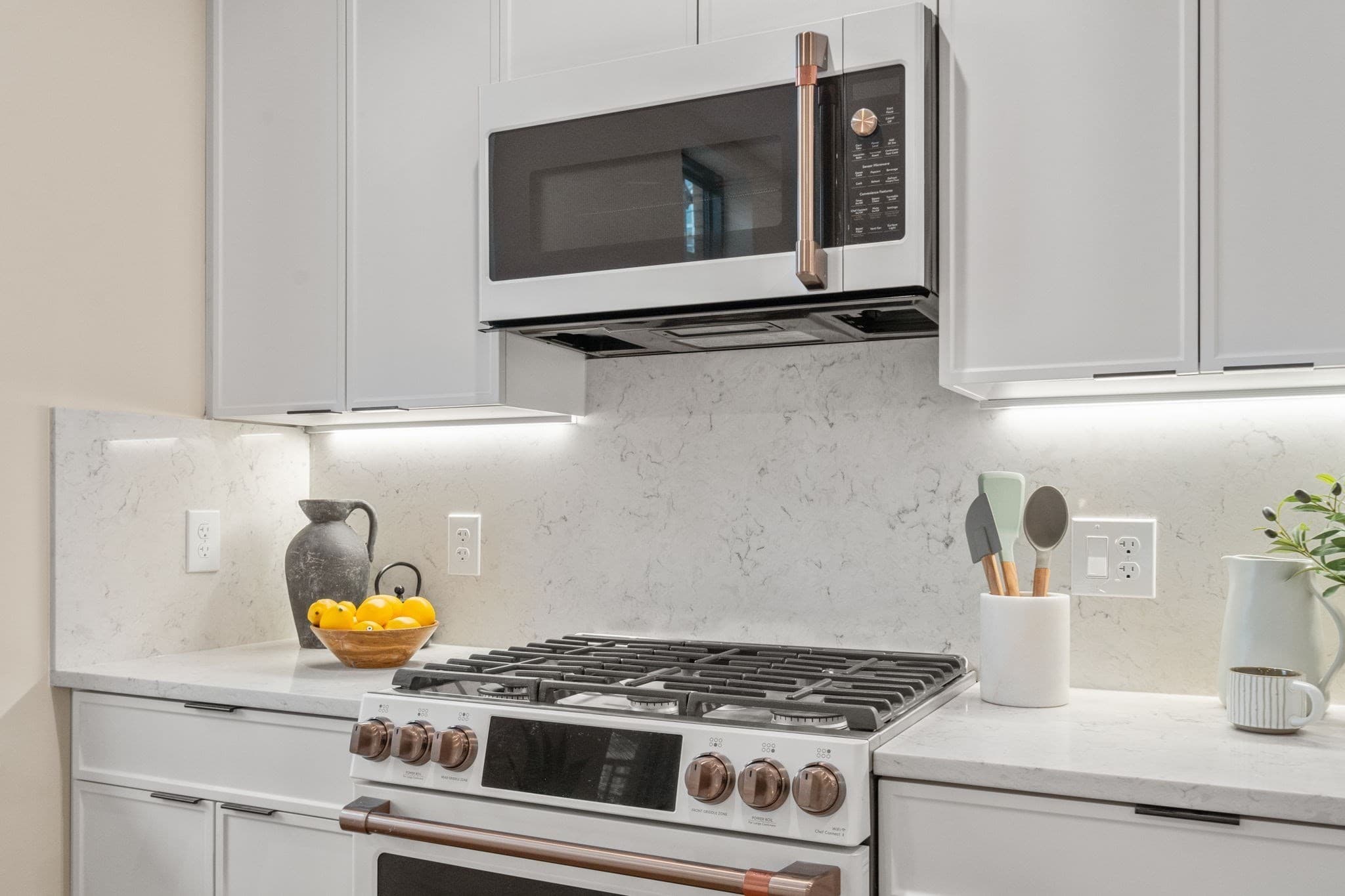 Condominium at 100 Lincoln Street # 202, Boston MA 02135, photo 16 of 36