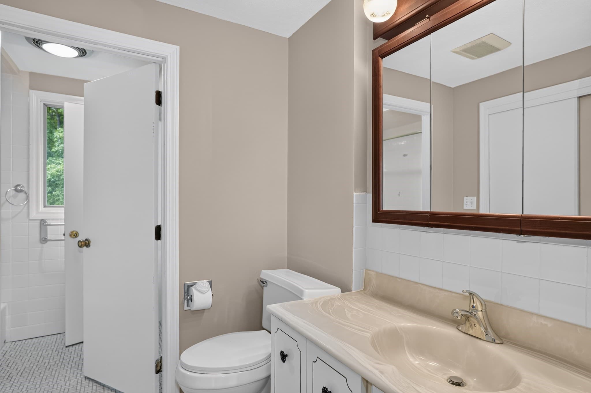 Single Family Residence at 14 Fred St, Burlington MA 01803, Burlington, photo 17 of 36