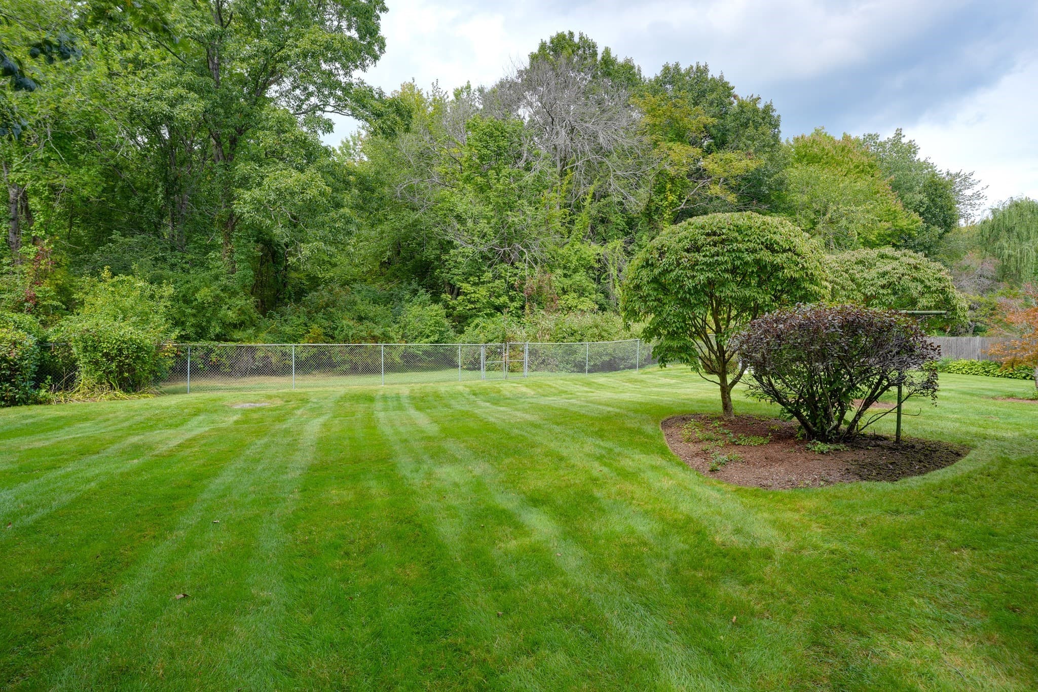 Single Family Residence at 14 Fred St, Burlington MA 01803, Burlington, photo 3 of 36