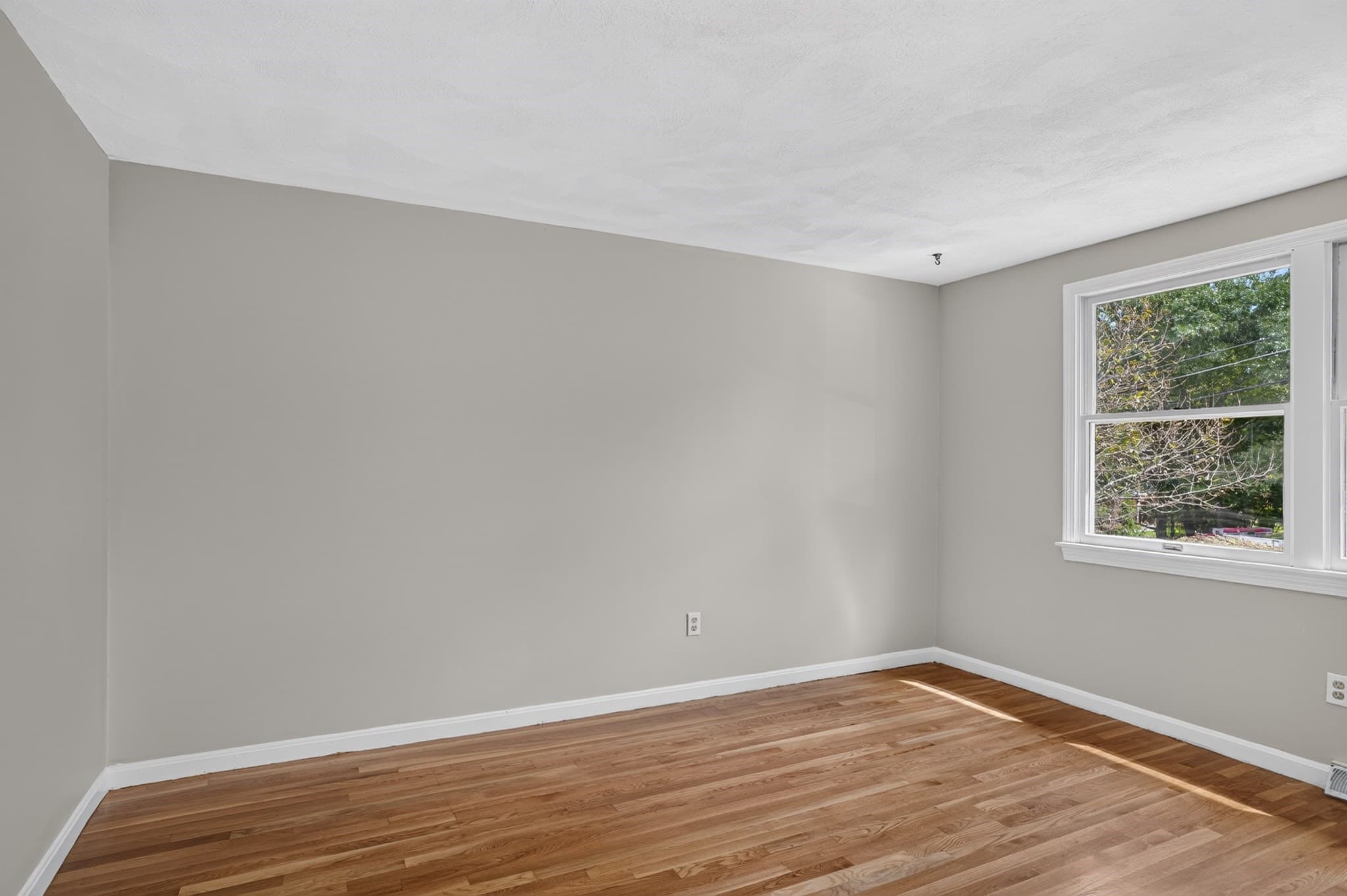 Single Family Residence at 14 Fred St, Burlington MA 01803, Burlington, photo 21 of 36